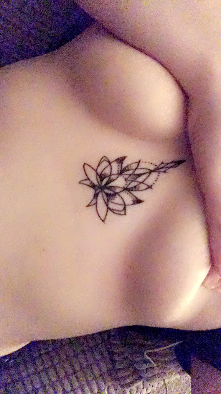 Sexy thick college girl teasing mirror selfies