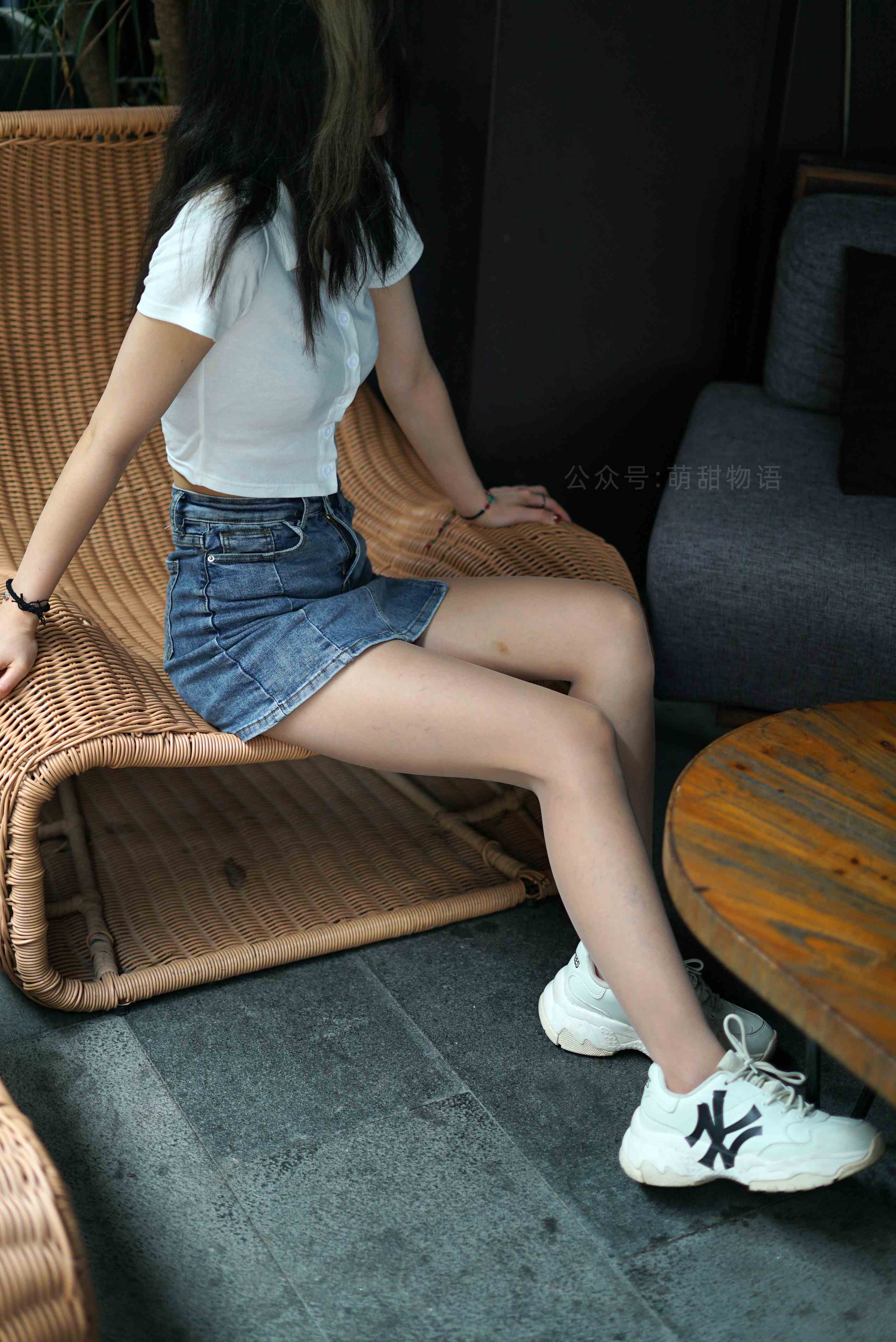 China Beauty Legs and feet 1672