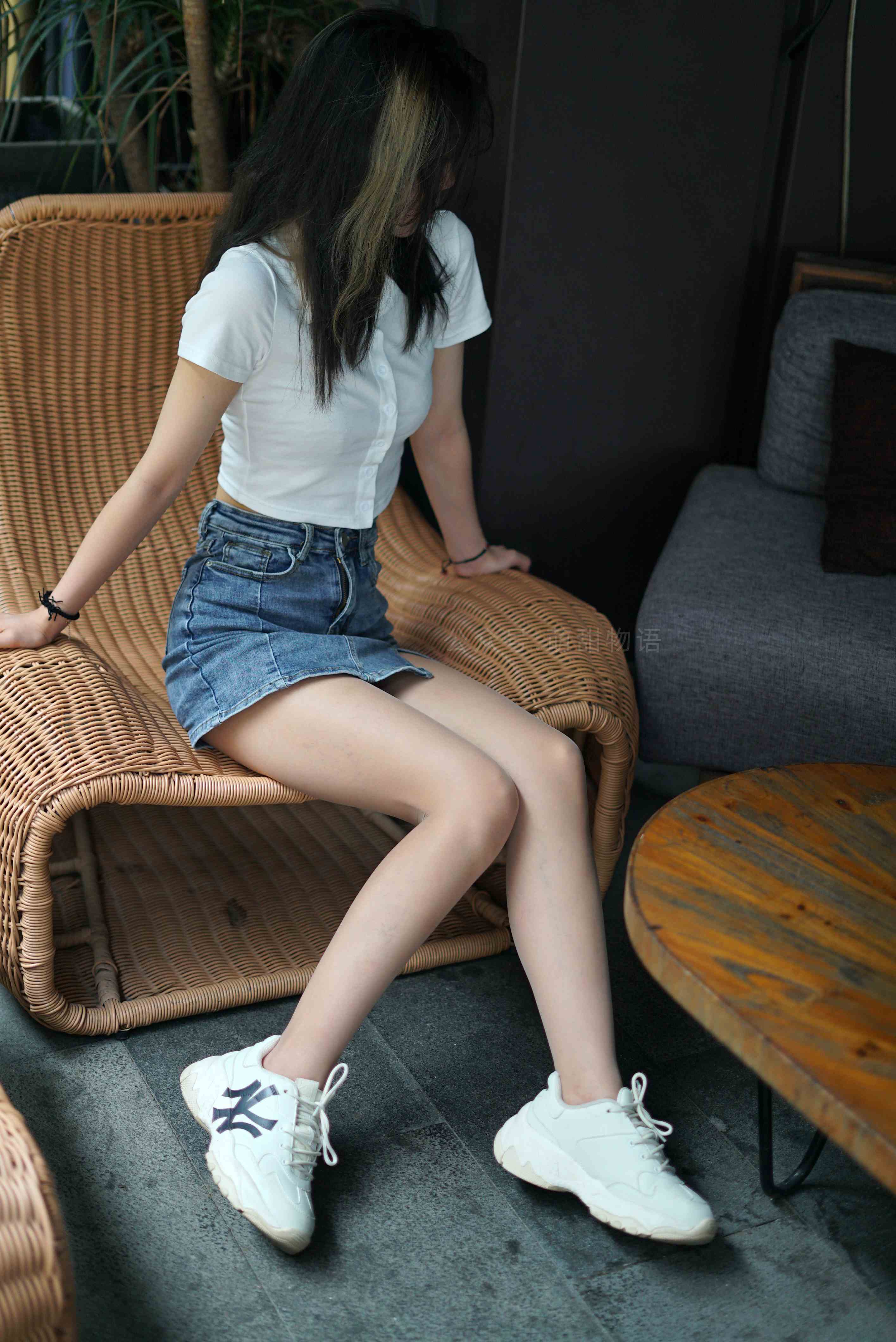 China Beauty Legs and feet 1672