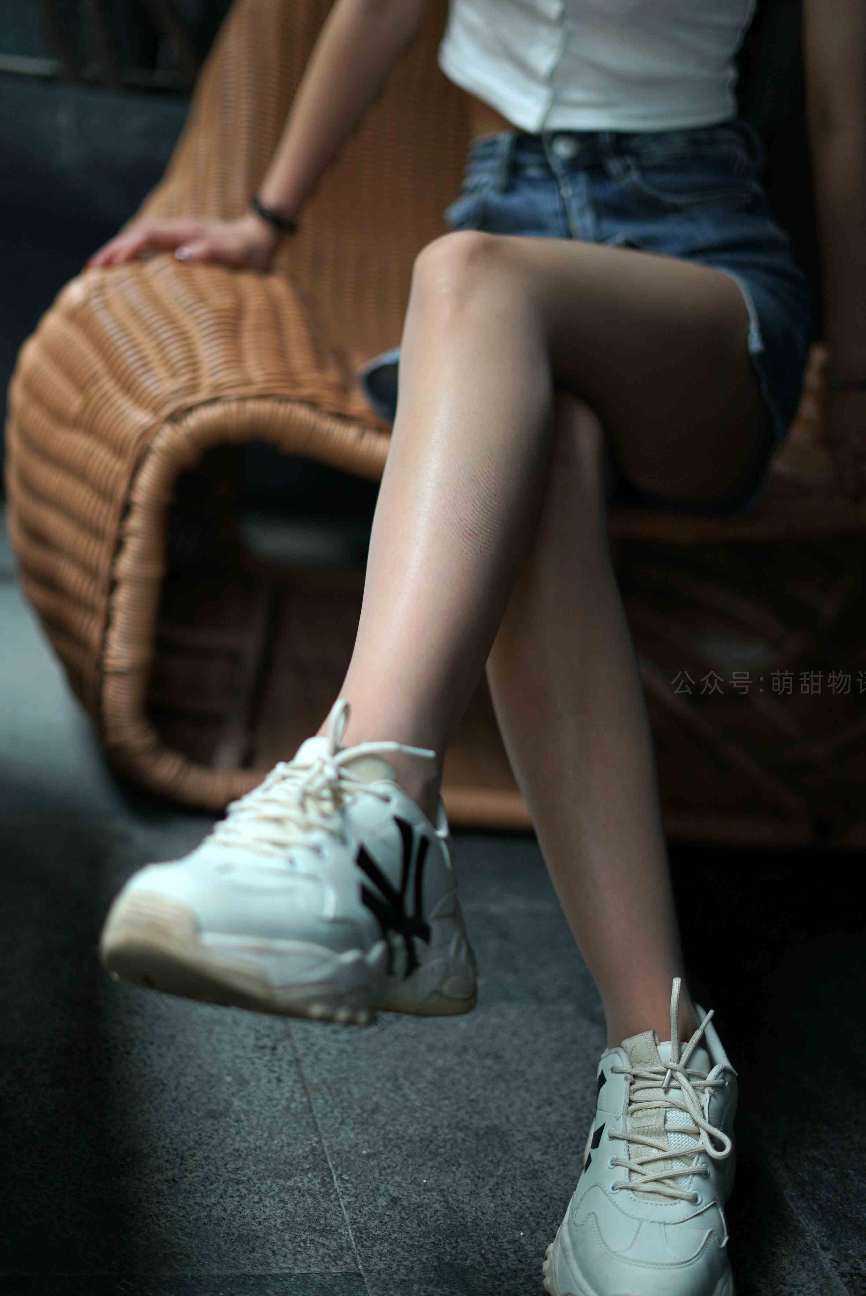 China Beauty Legs and feet 1672