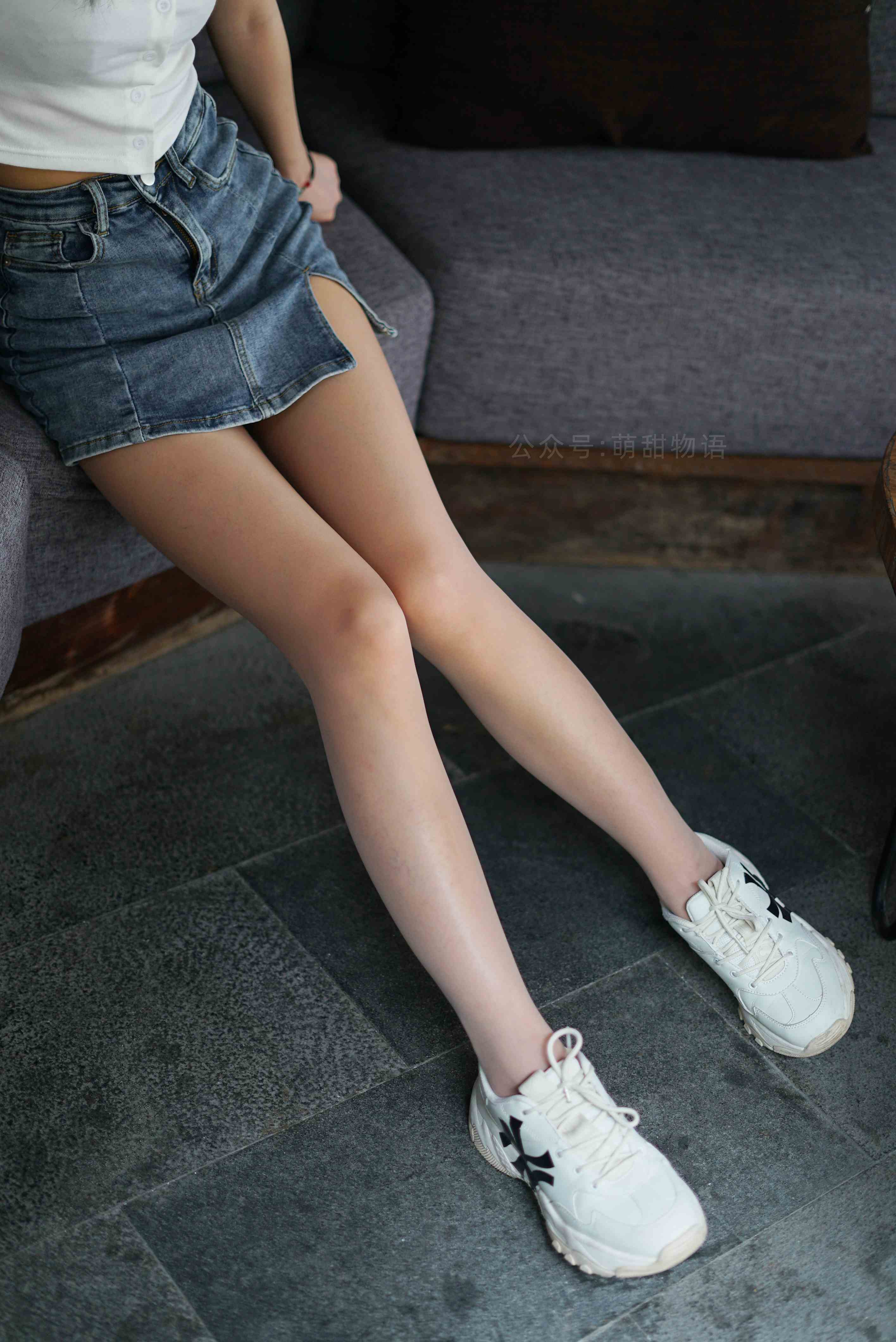 China Beauty Legs and feet 1672