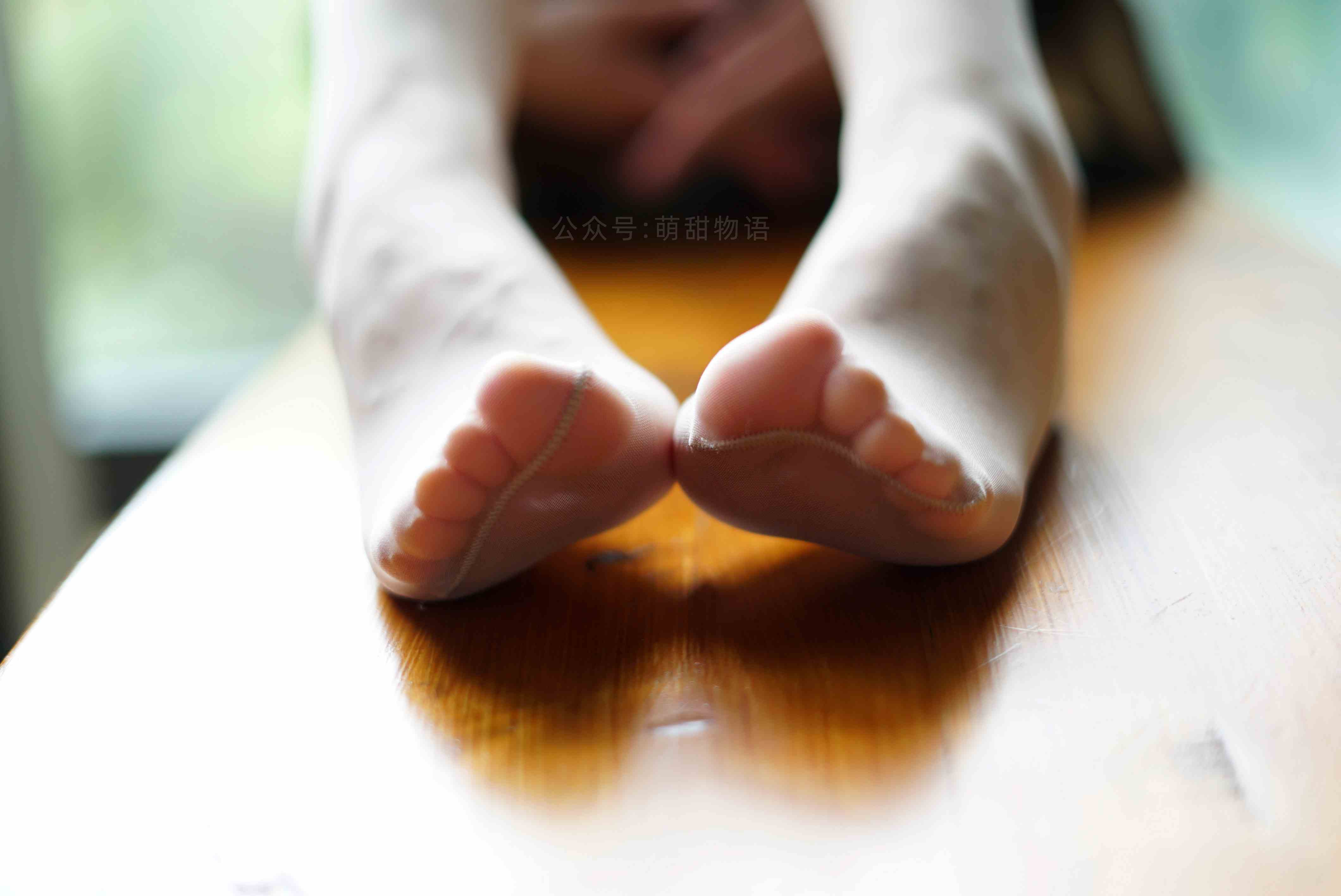 China Beauty Legs and feet 1674