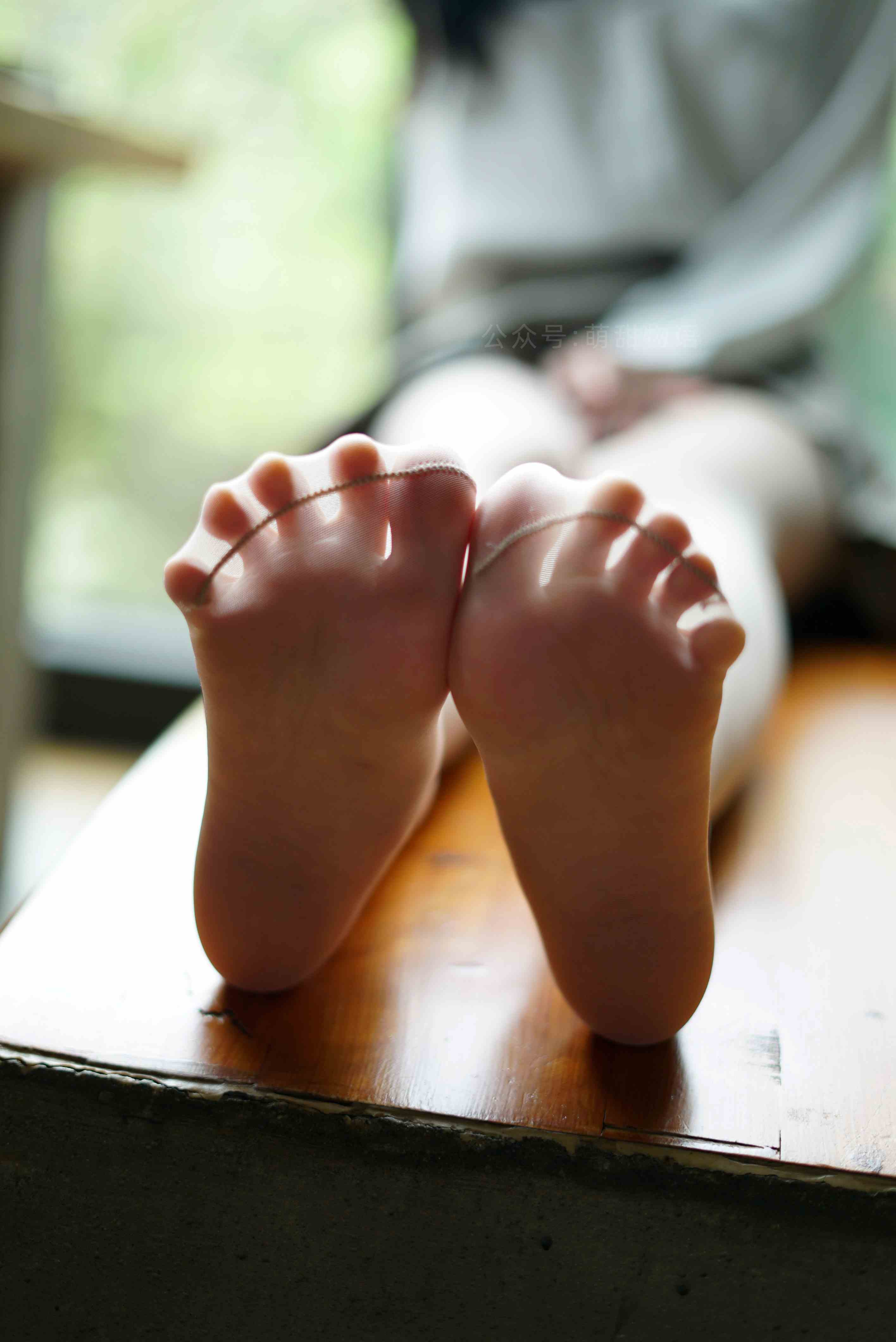 China Beauty Legs and feet 1674