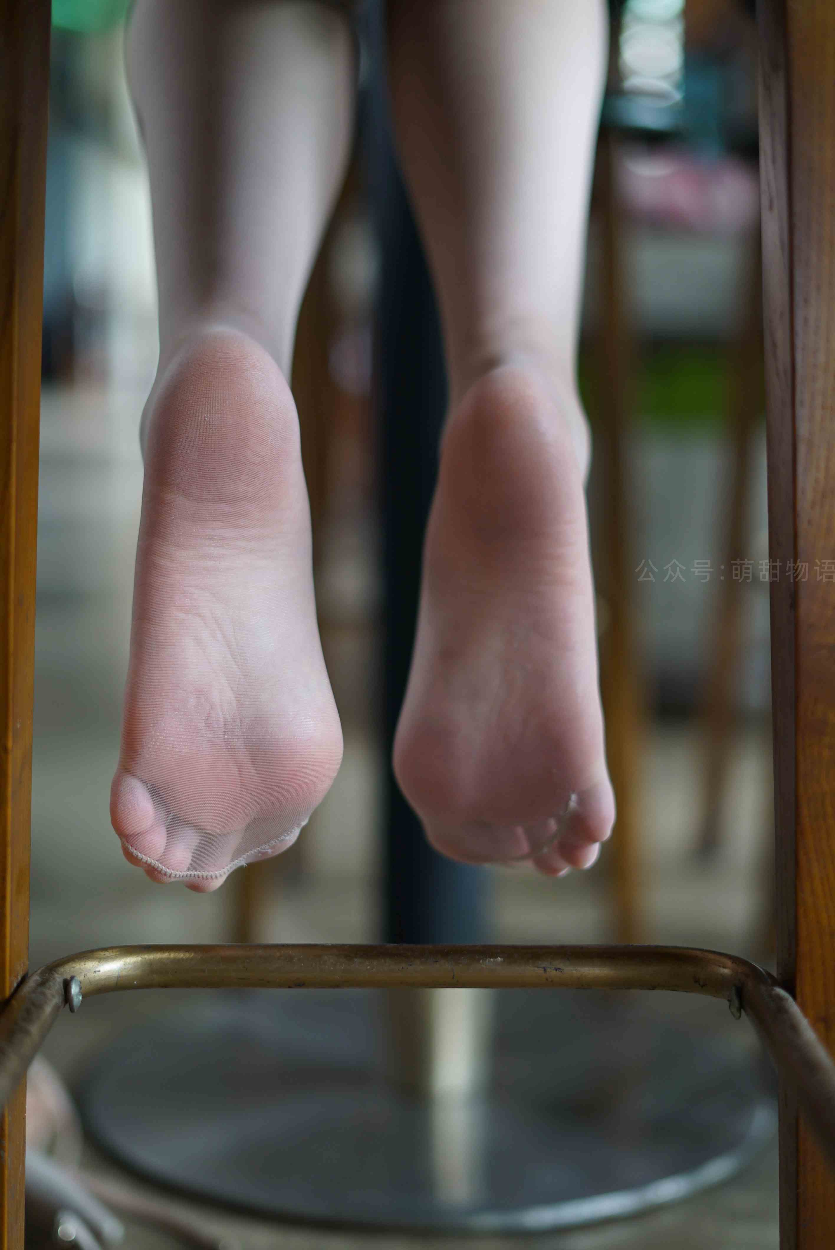 China Beauty Legs and feet 1674