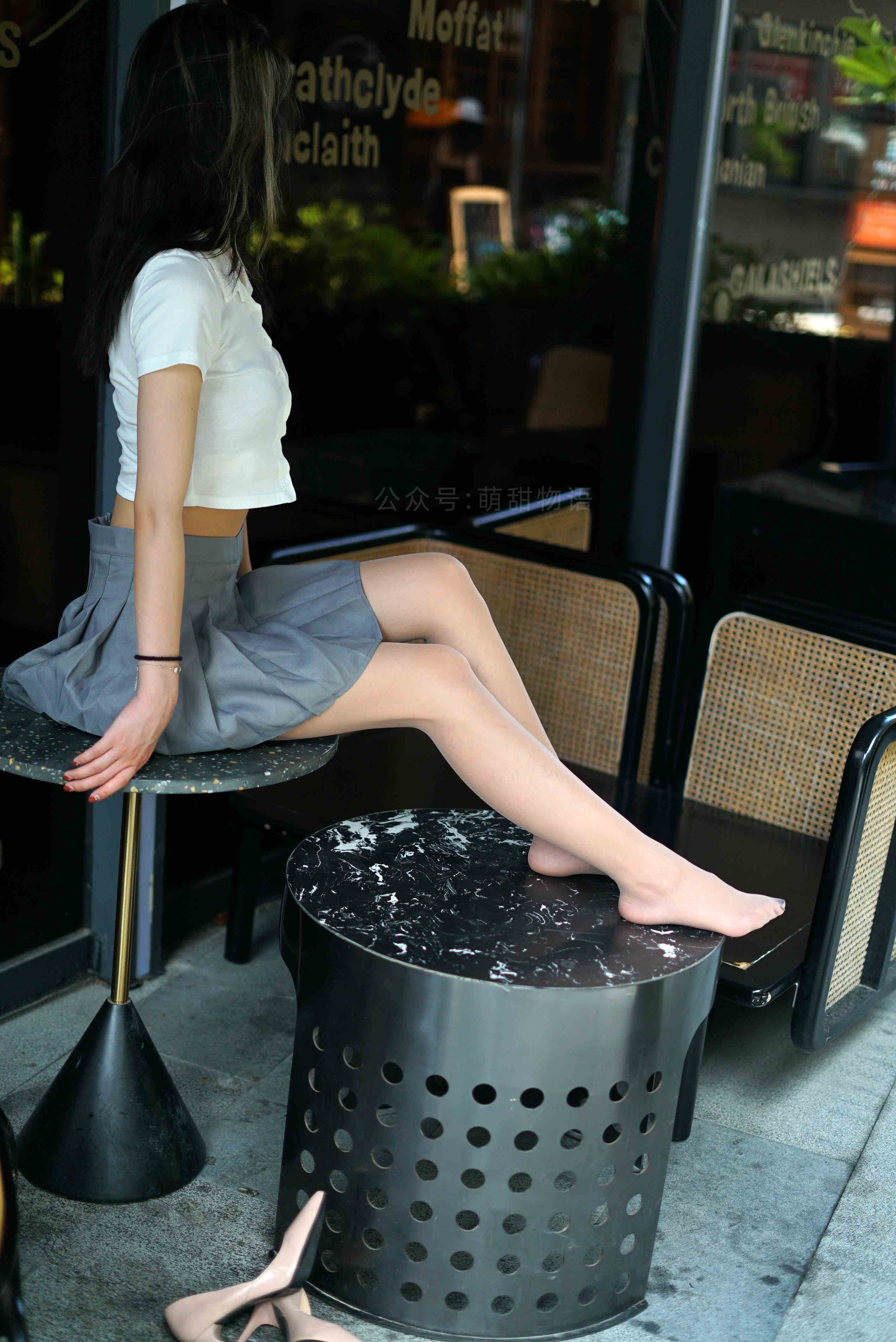 China Beauty Legs and feet 1677