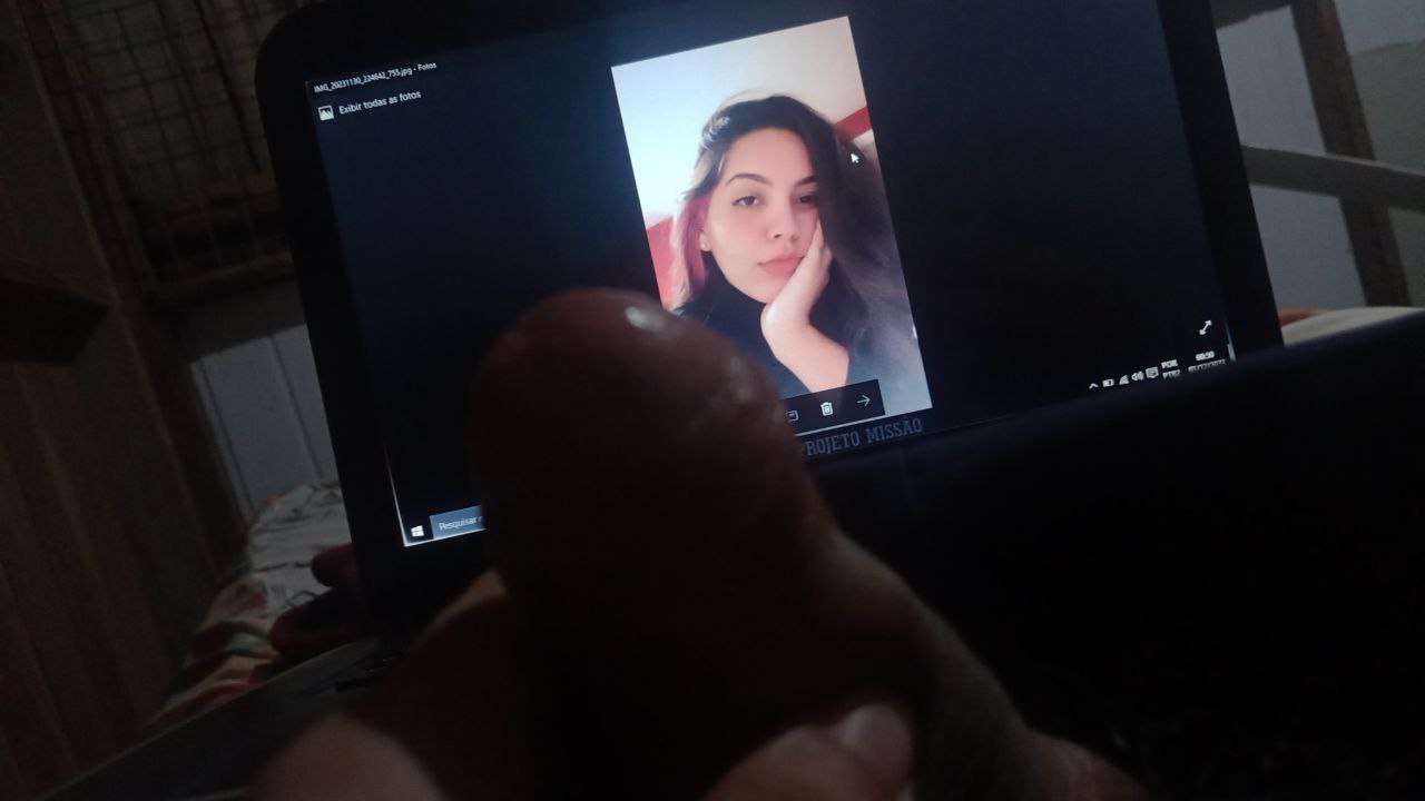 Mirella putinha safada – pack de tributos e gozadas vazado