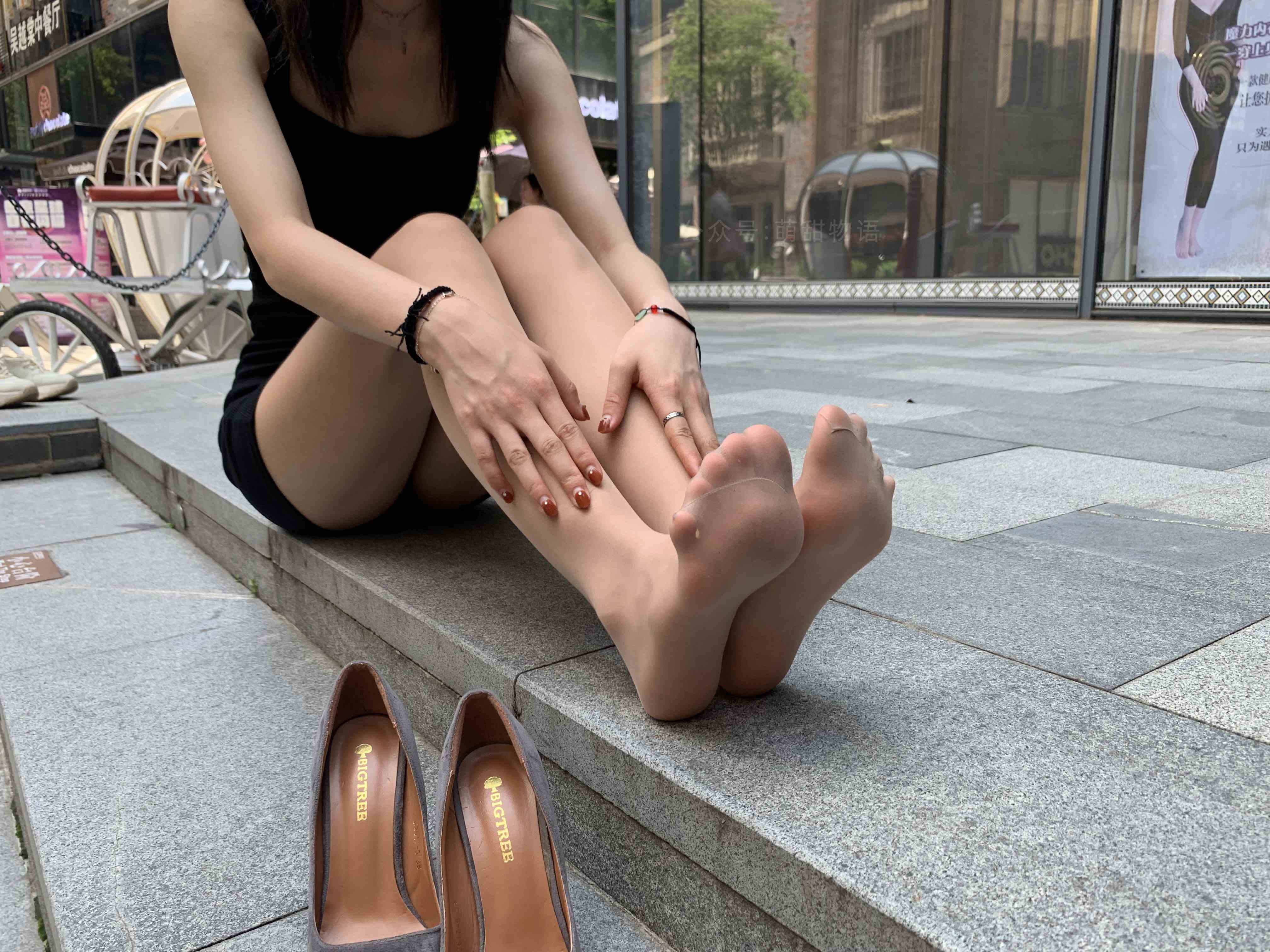 China Beauty Legs and feet 1687