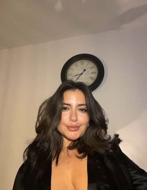 Hot Hot Hot Girl 122