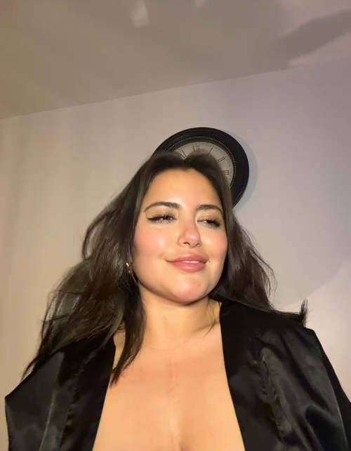 Hot Hot Hot Girl 122