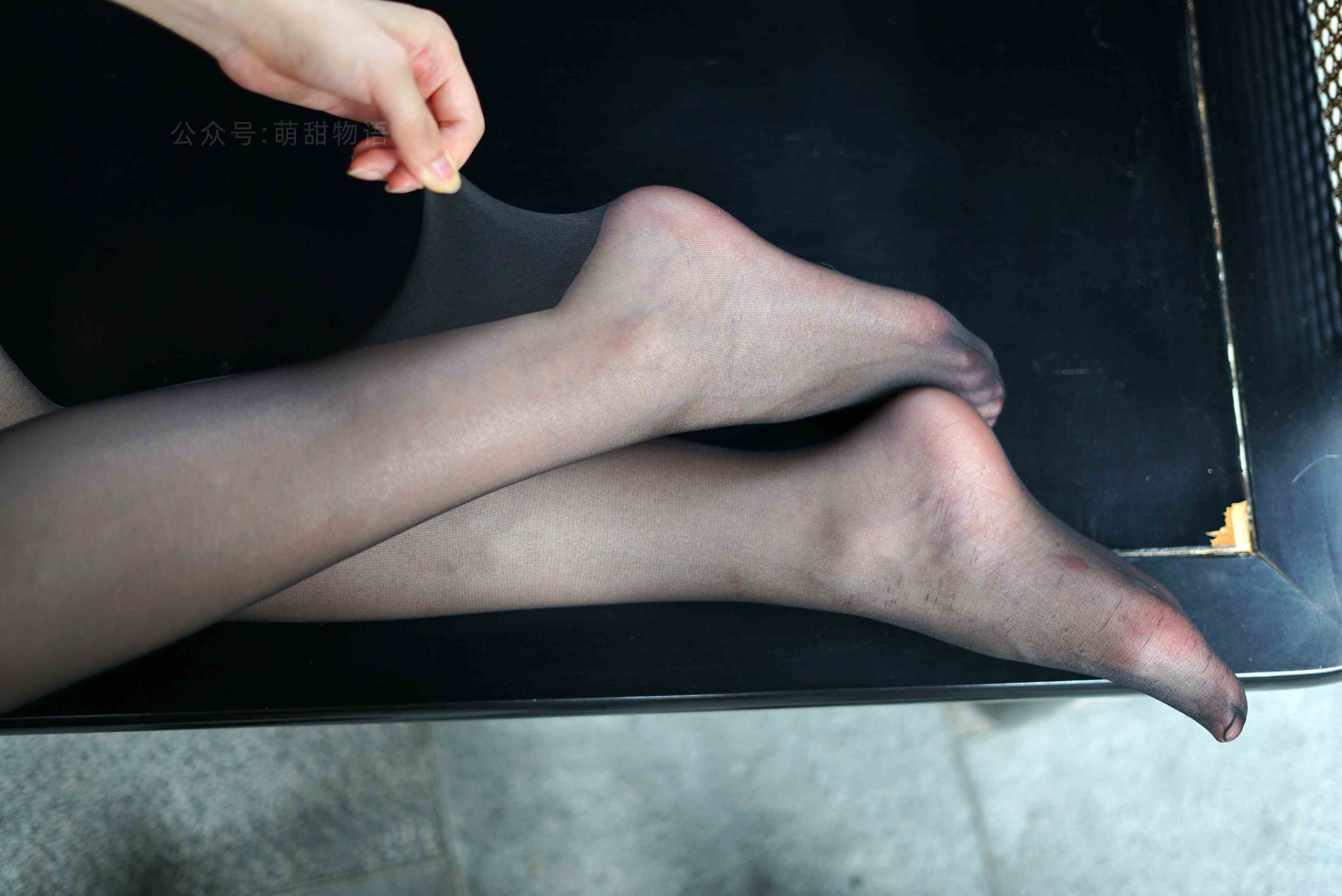 China Beauty Legs and feet 1691