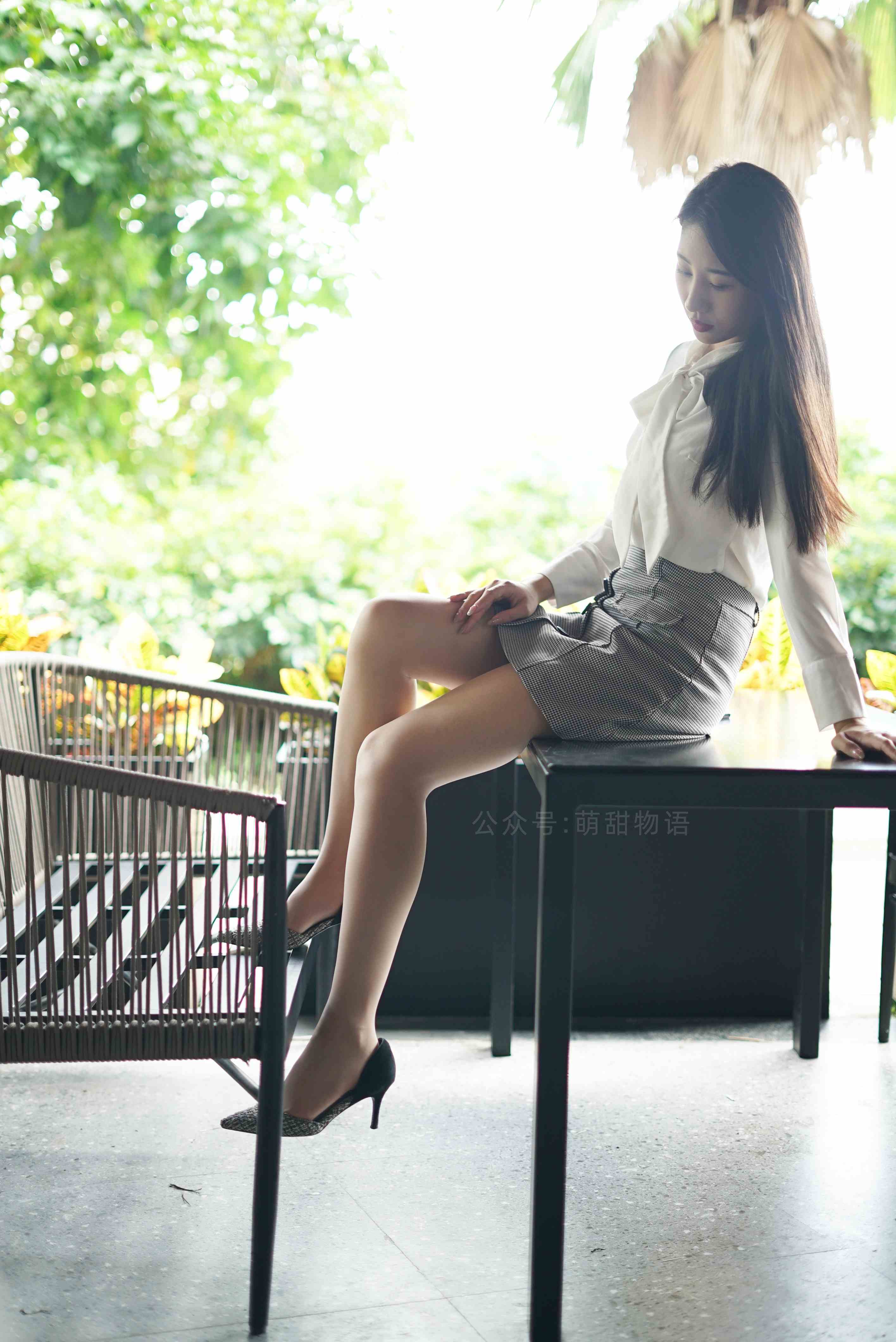 China Beauty Legs and feet 1693