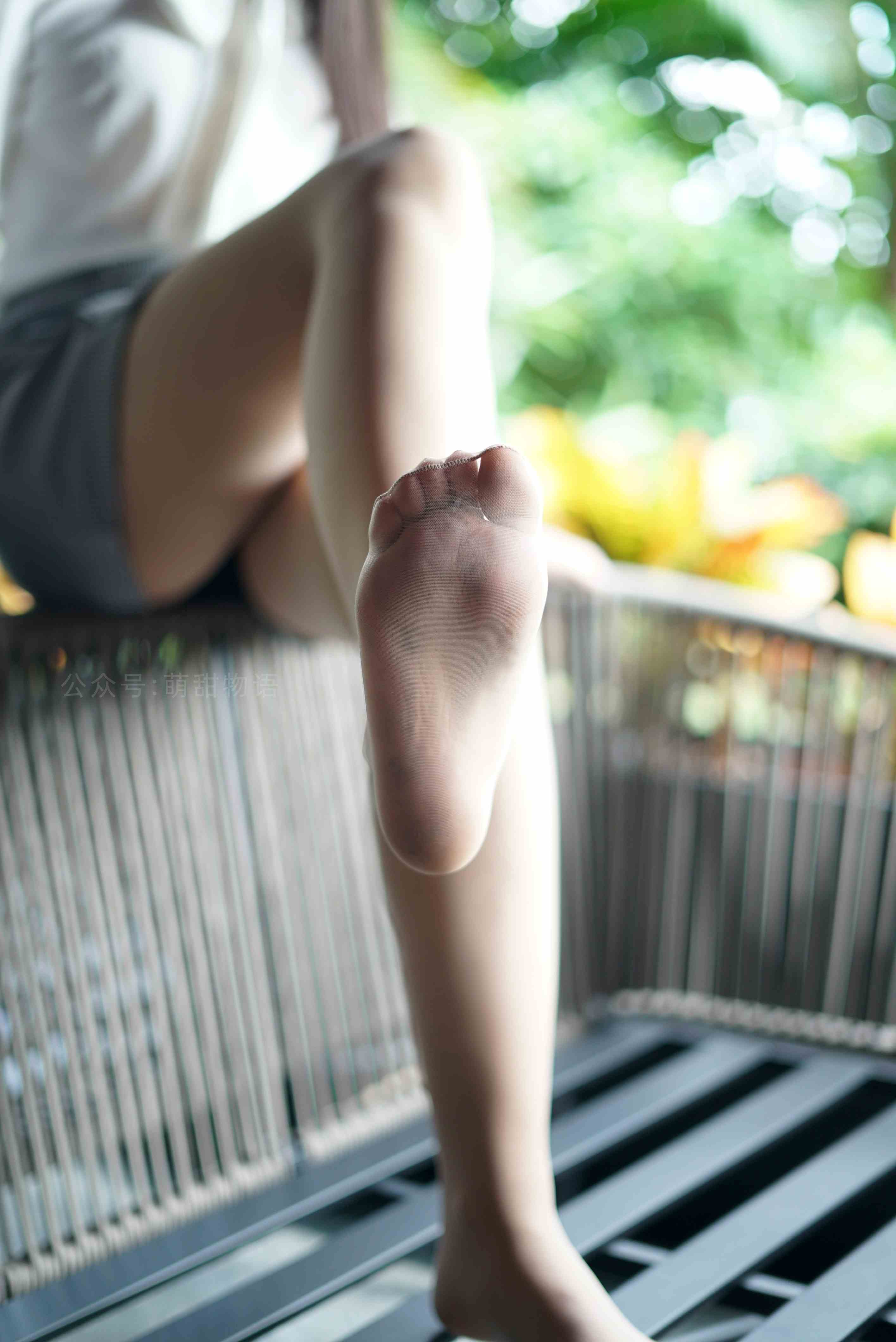 China Beauty Legs and feet 1693