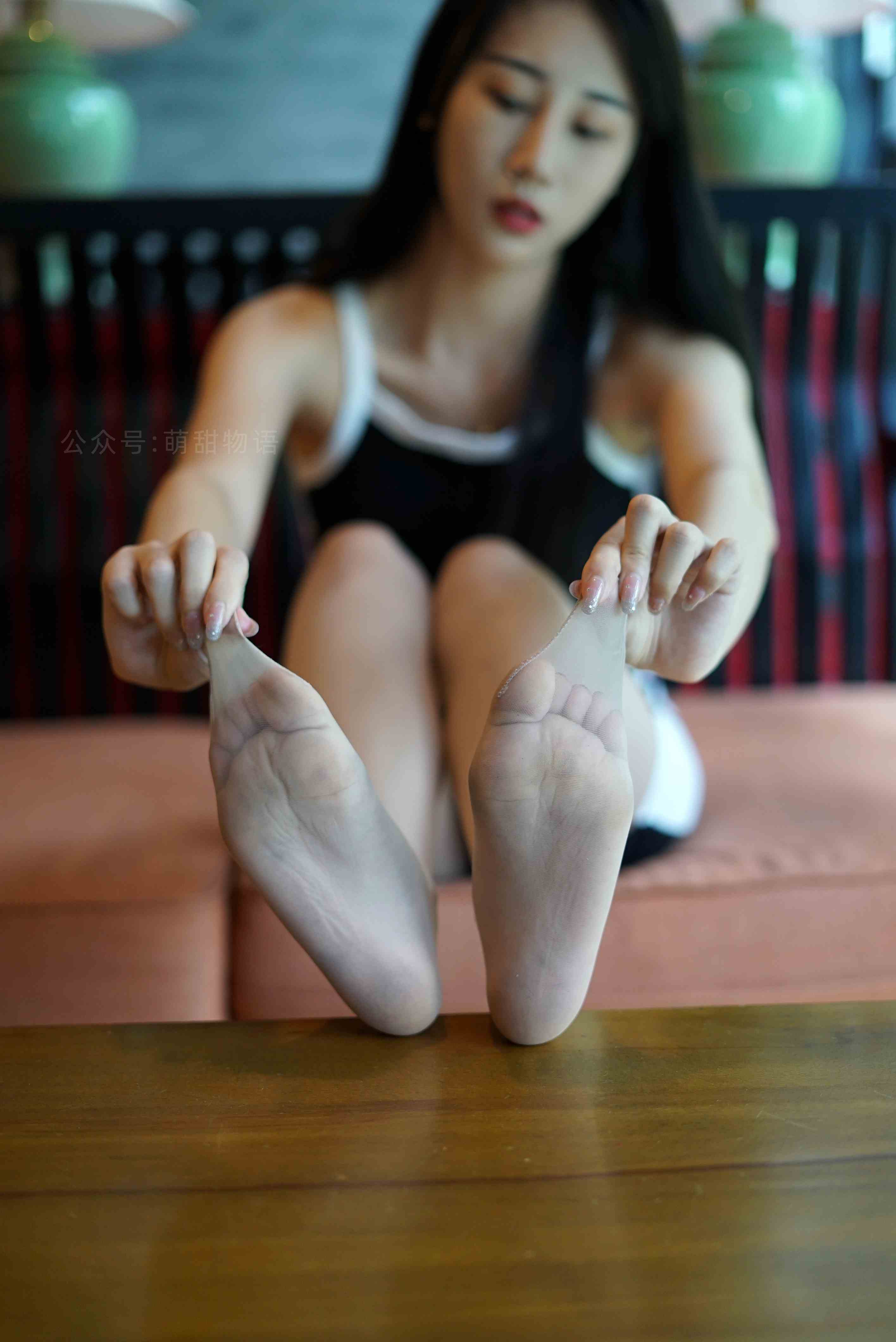 China Beauty Legs and feet 1696