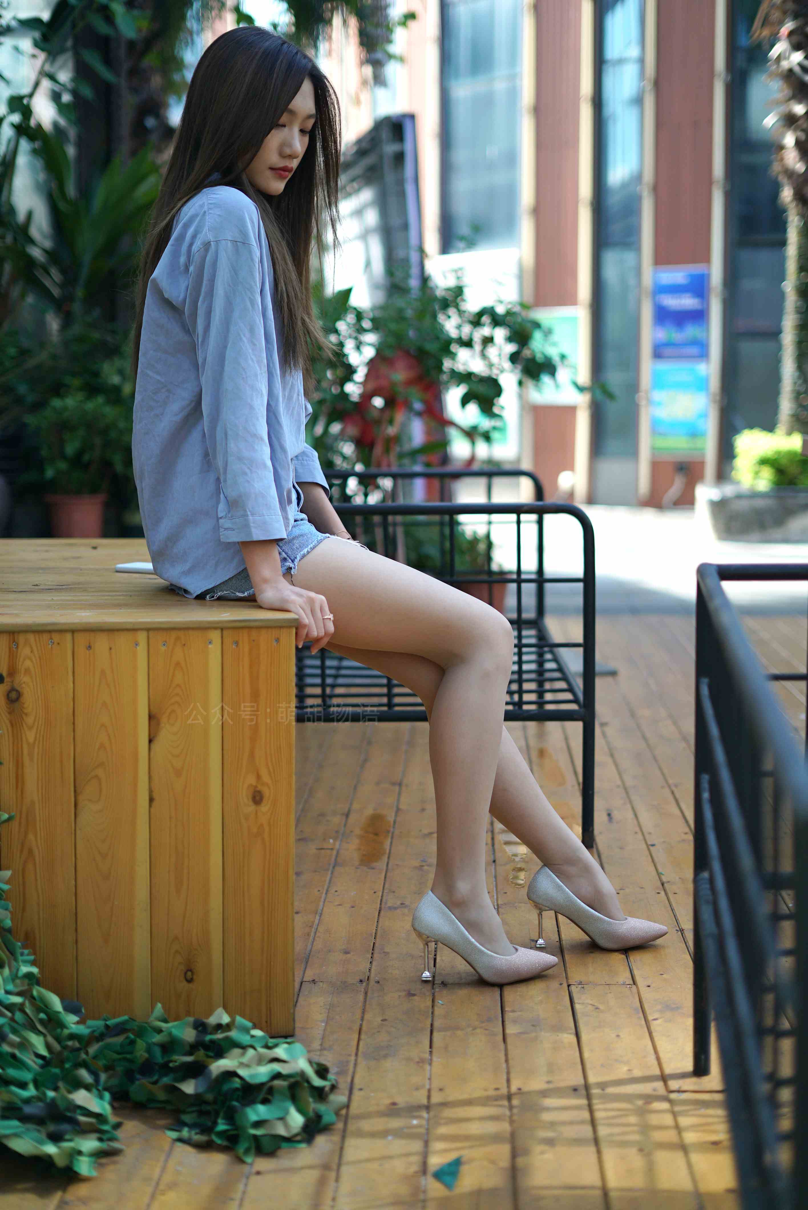 China Beauty Legs and feet 1697