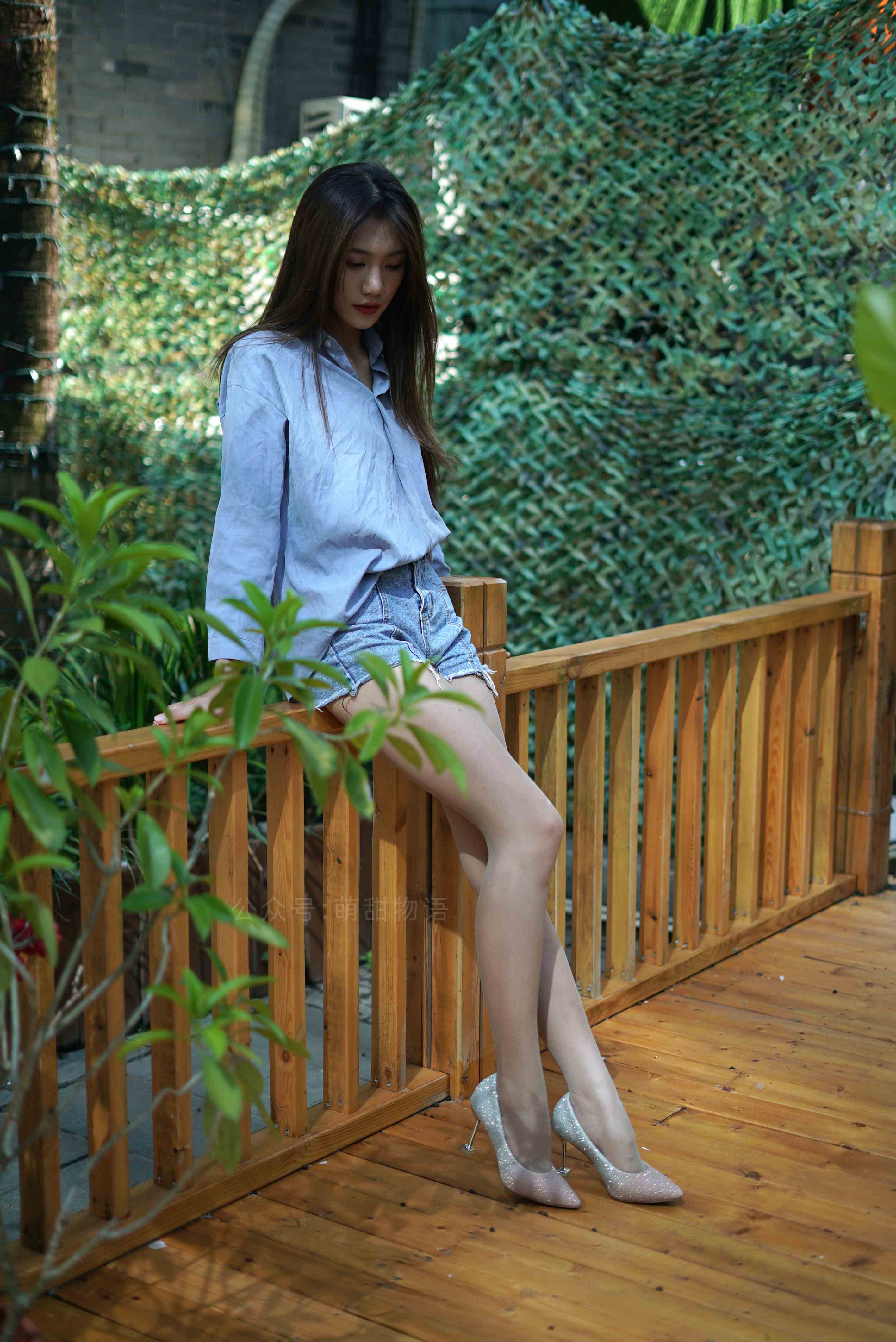 China Beauty Legs and feet 1697