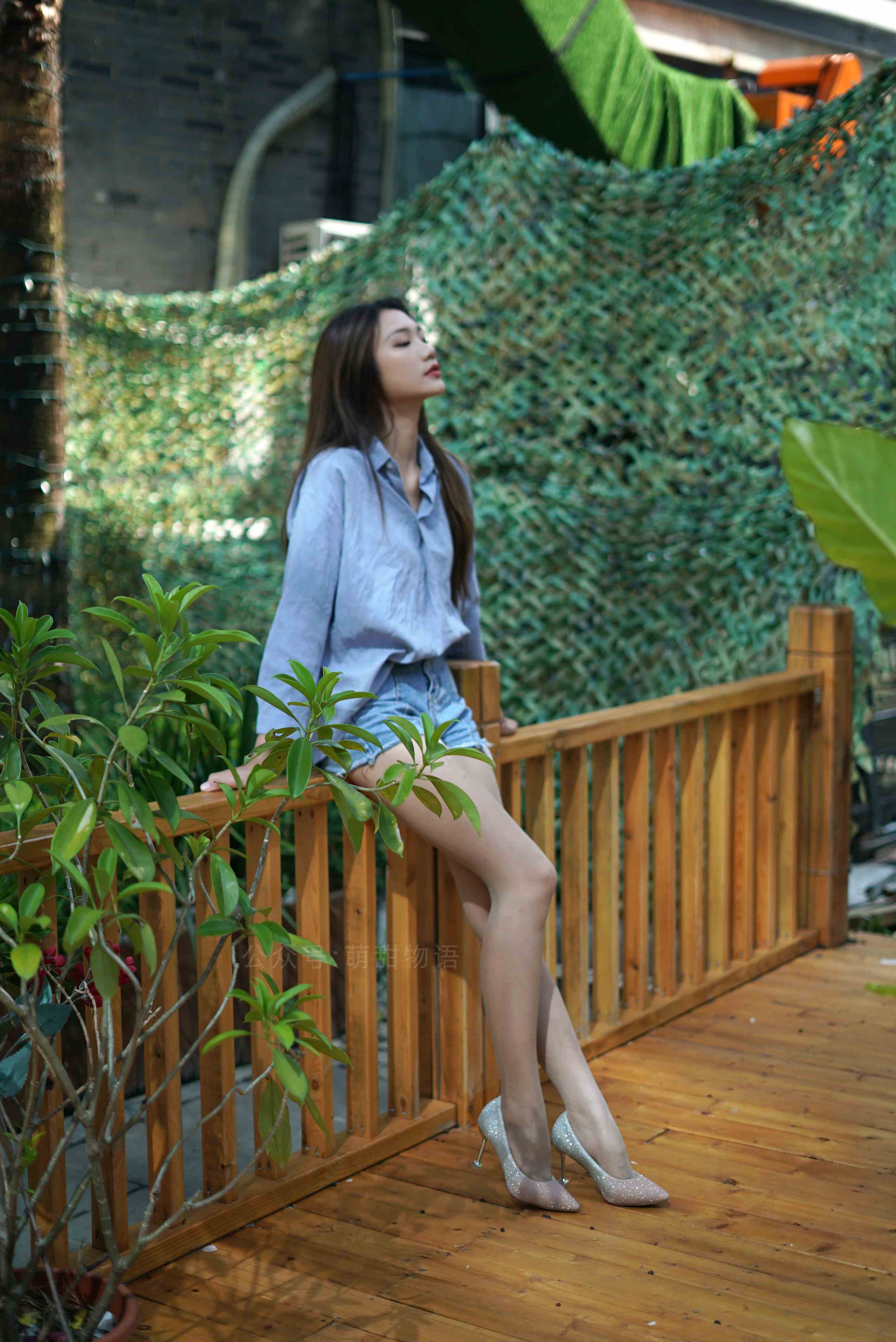 China Beauty Legs and feet 1697