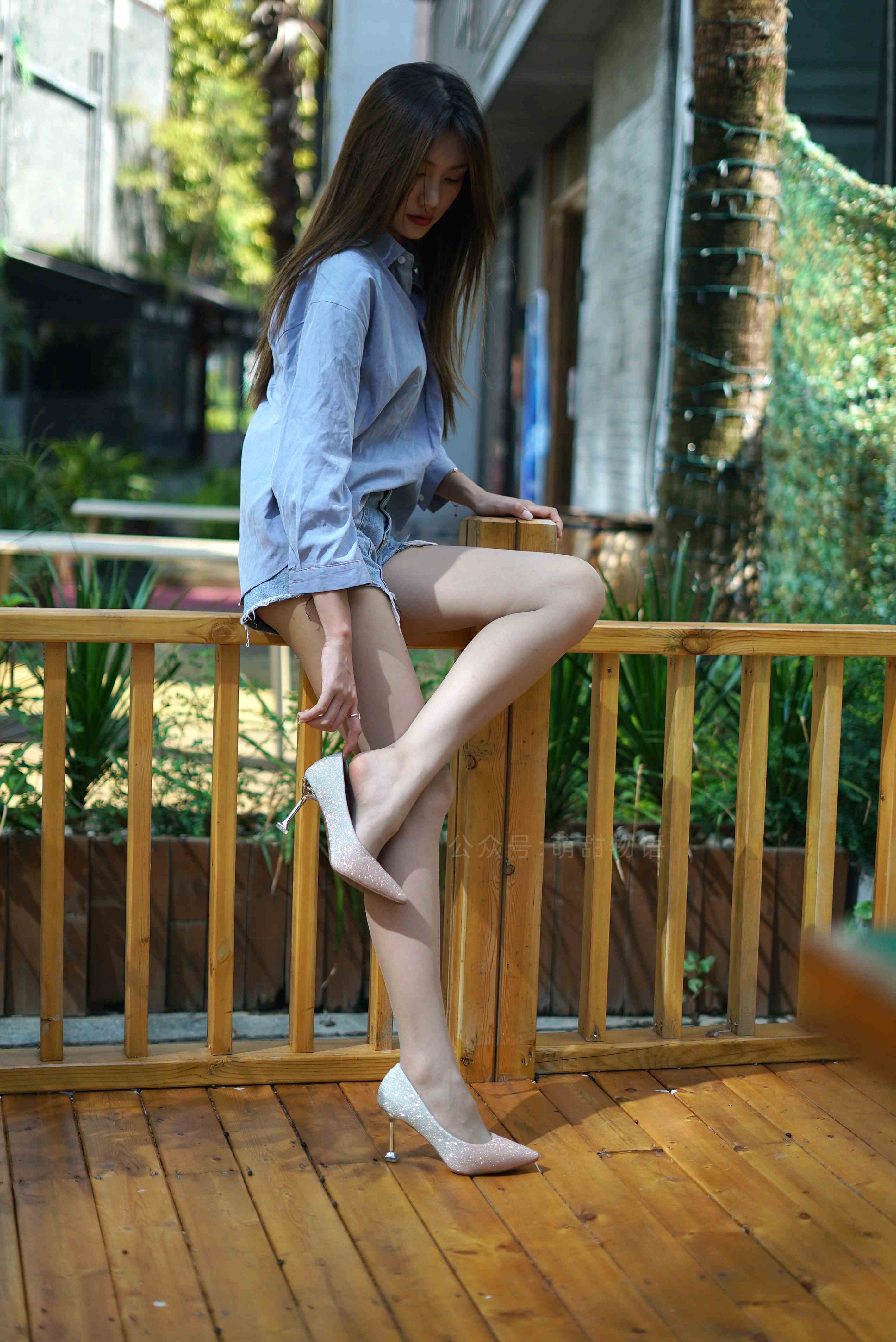 China Beauty Legs and feet 1697