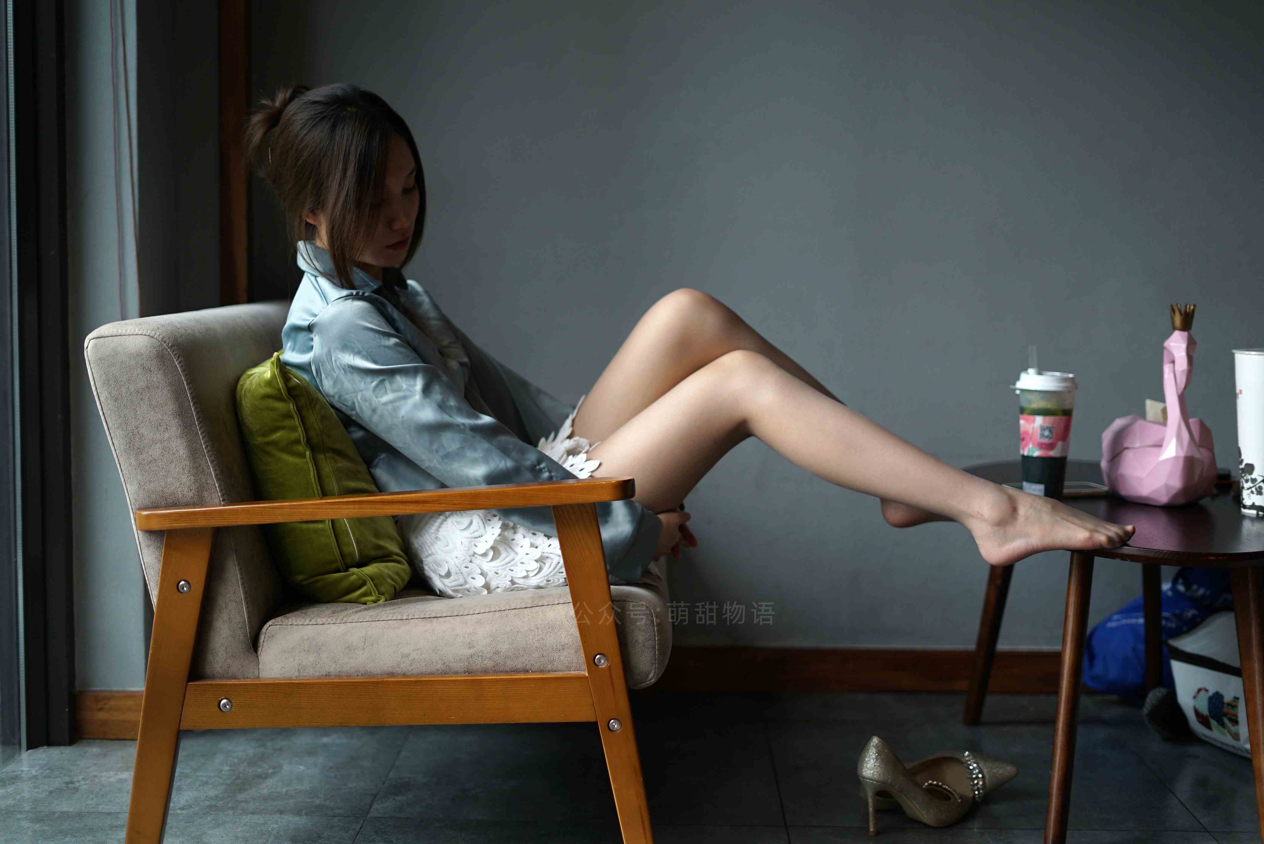 China Beauty Legs and feet 1698