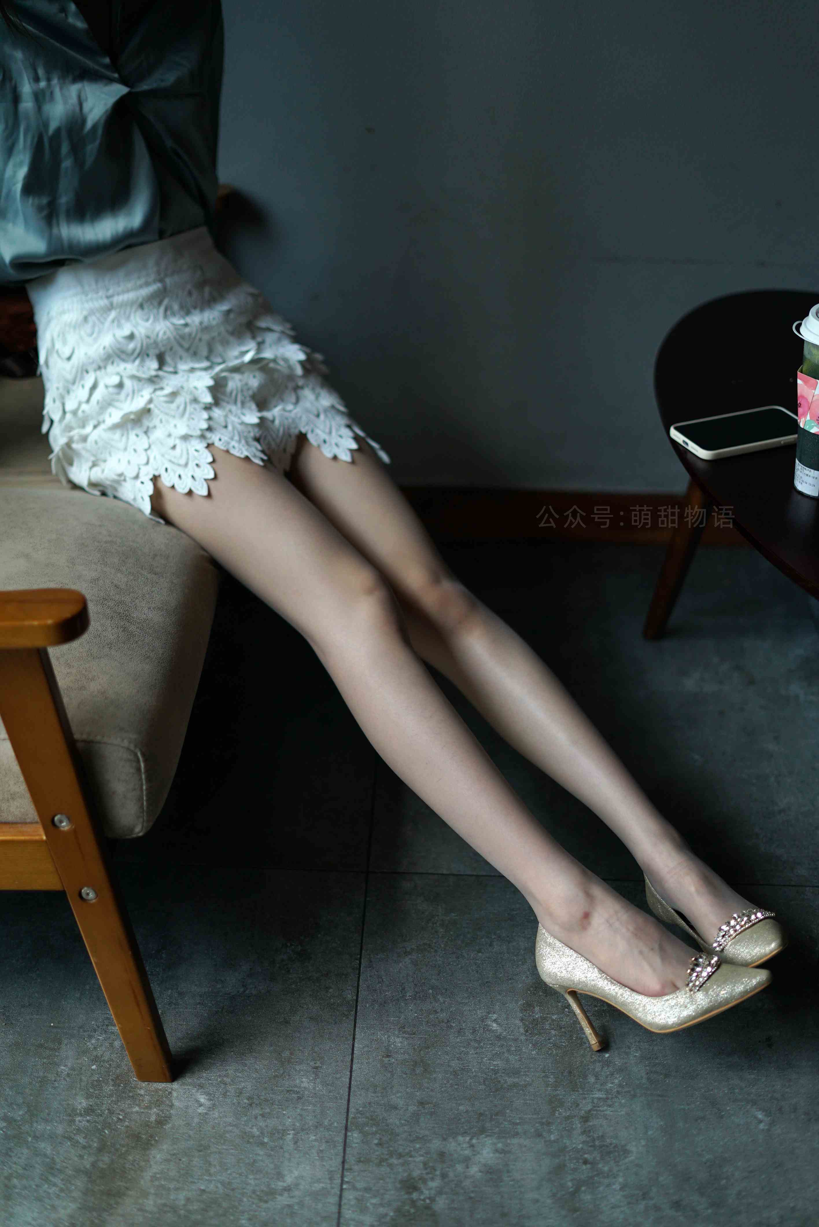 China Beauty Legs and feet 1698