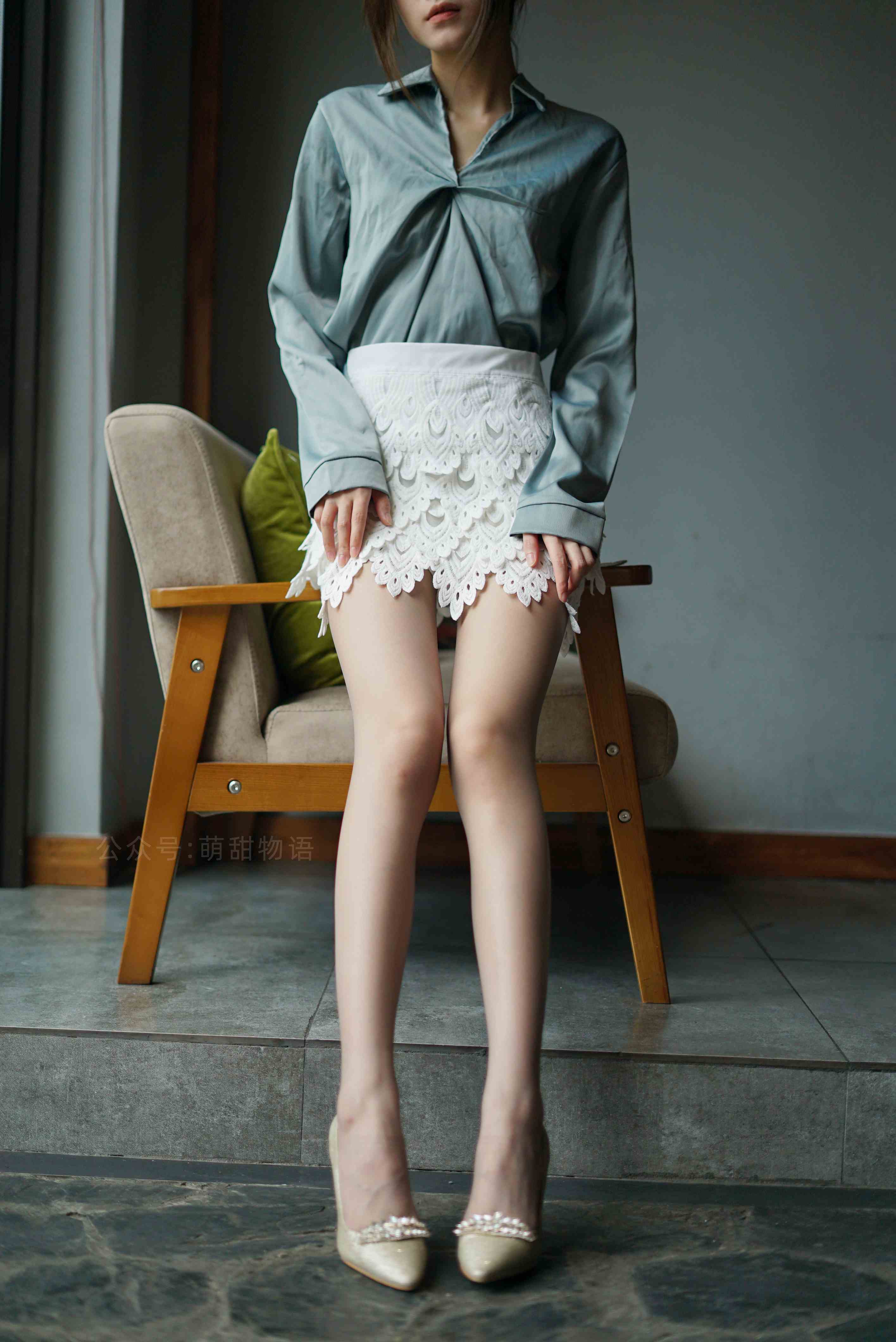 China Beauty Legs and feet 1698