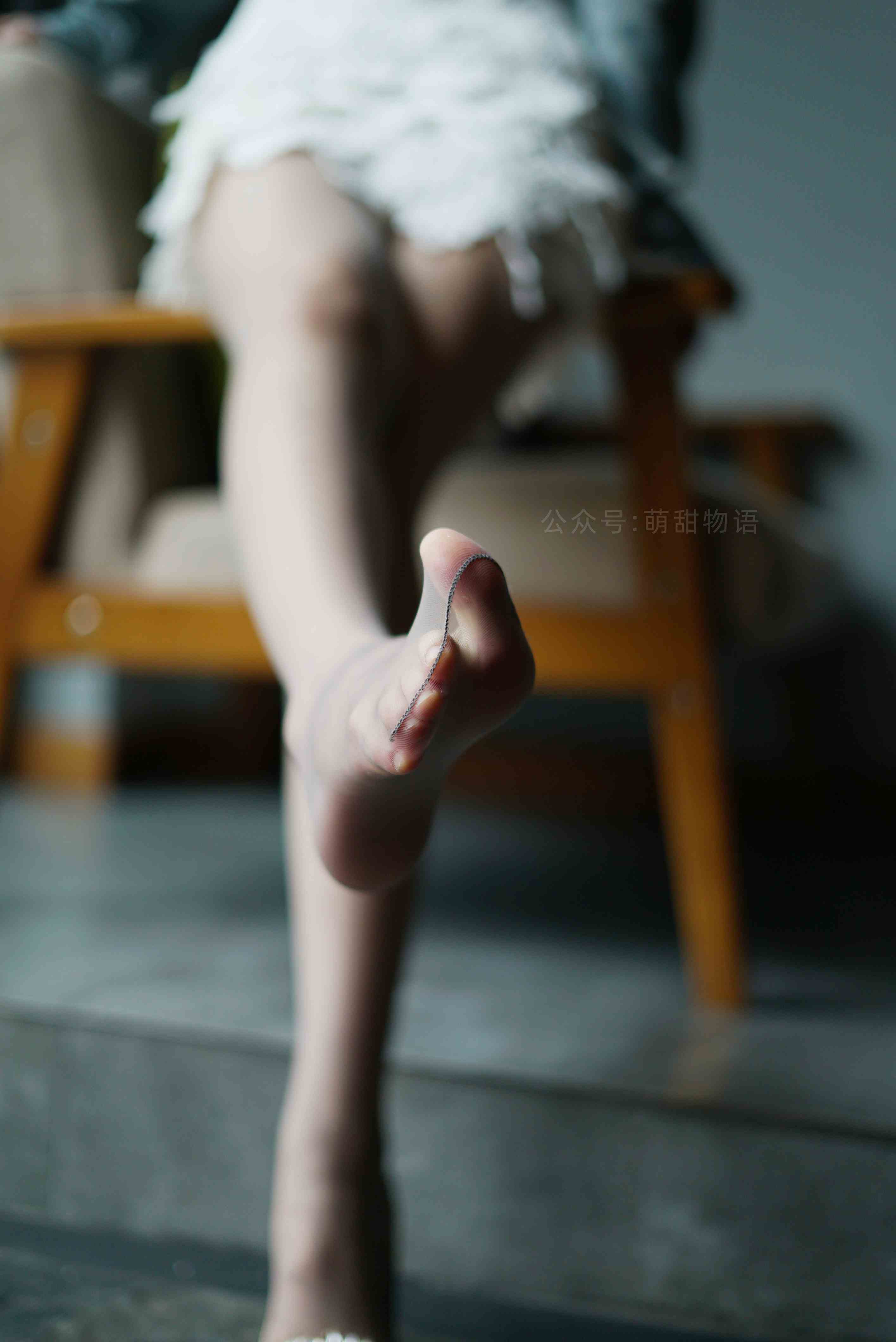 China Beauty Legs and feet 1698