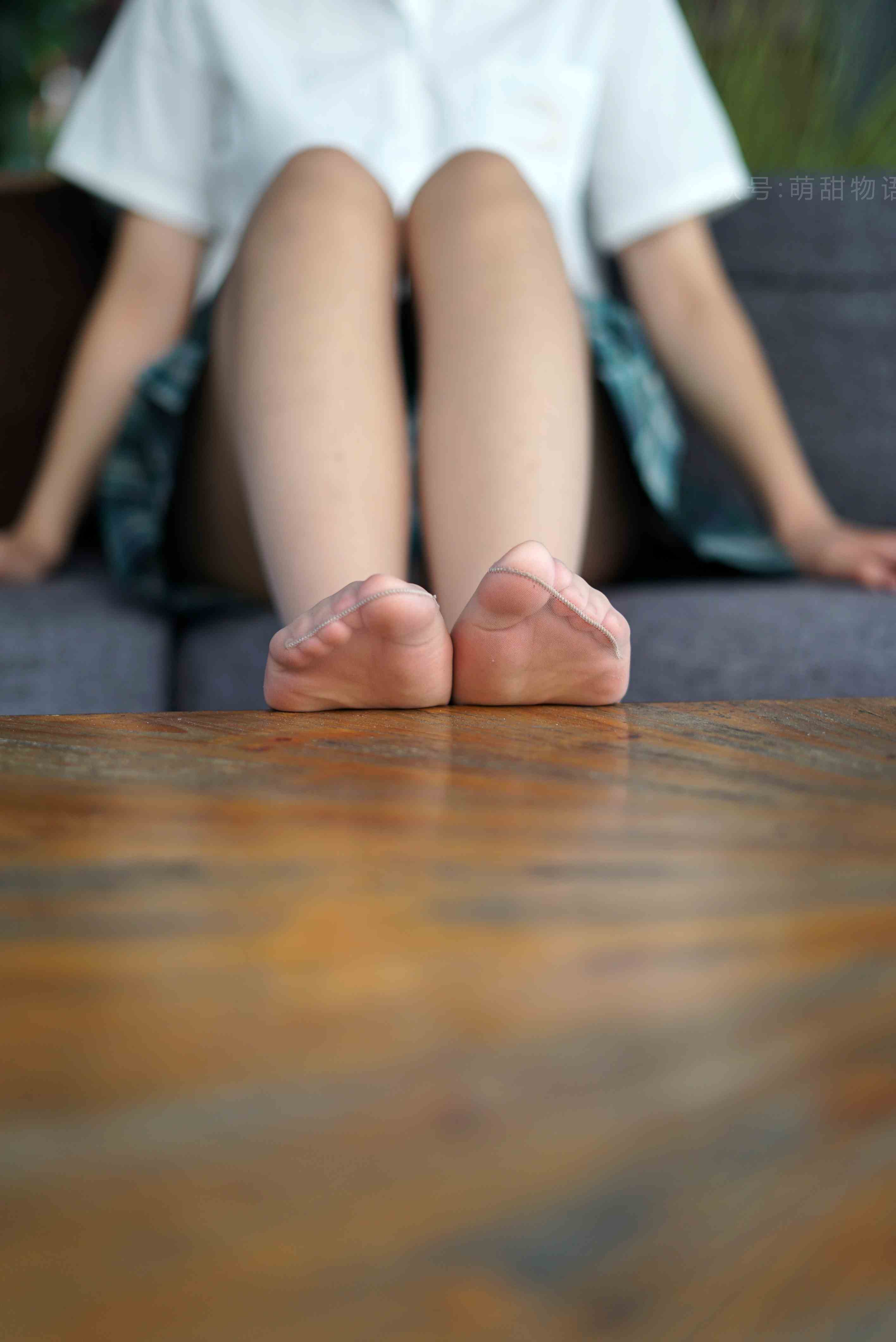 China Beauty Legs and feet 1699