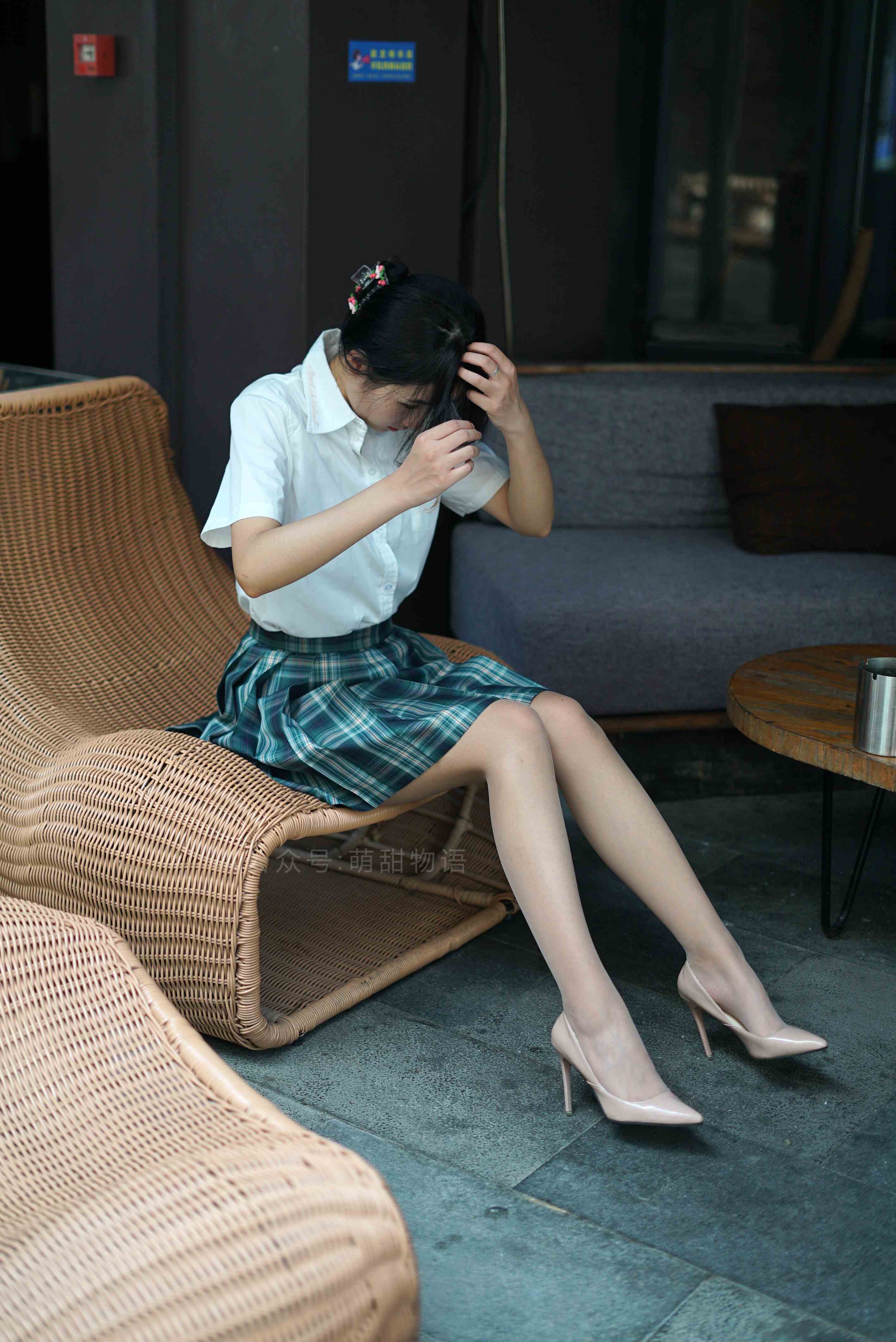 China Beauty Legs and feet 1699