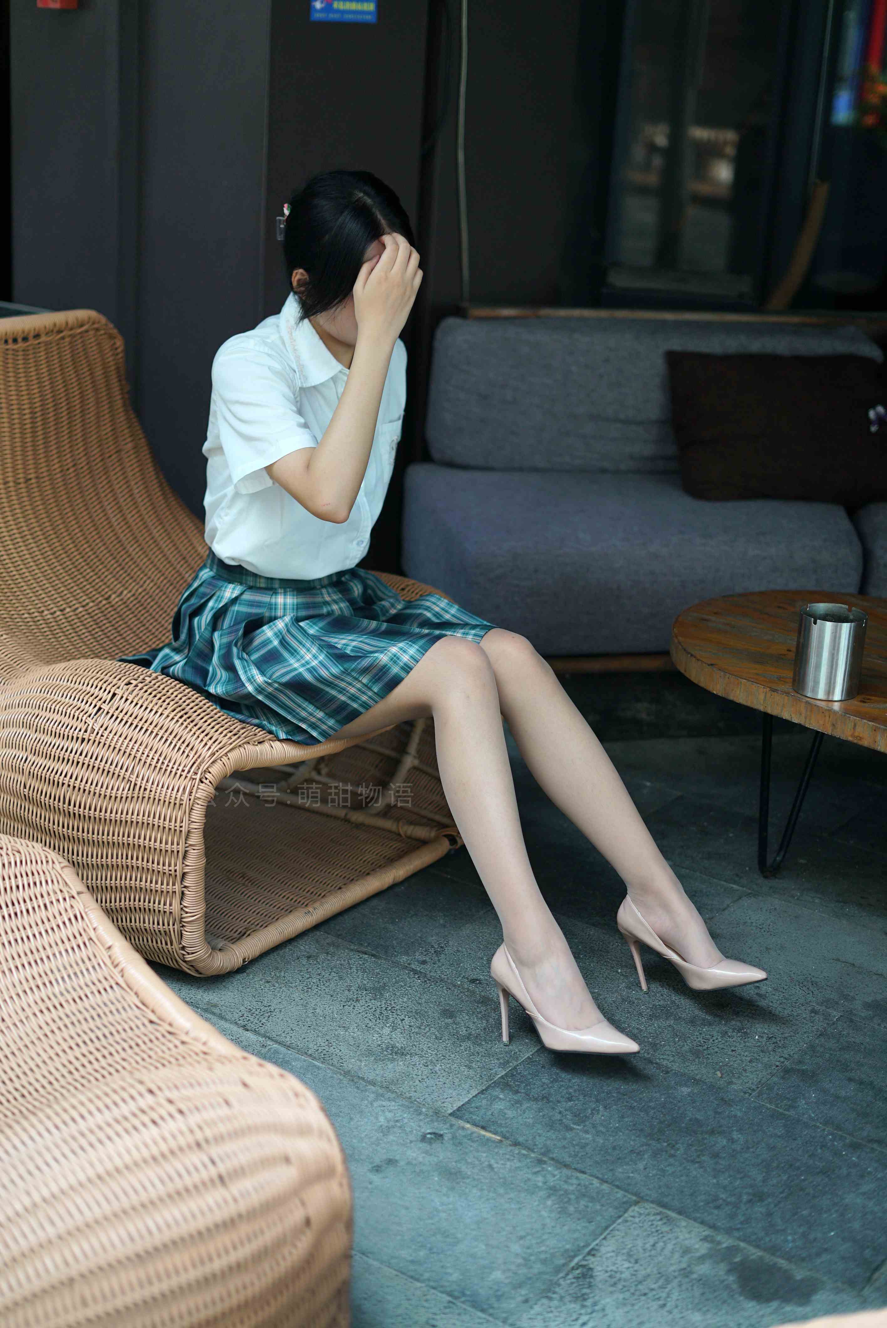 China Beauty Legs and feet 1699