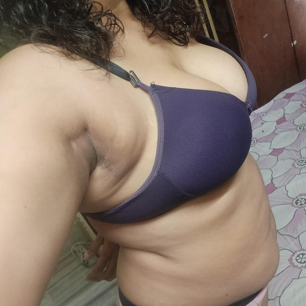 Indian Big Boob Girl Nude Photos Part - 126