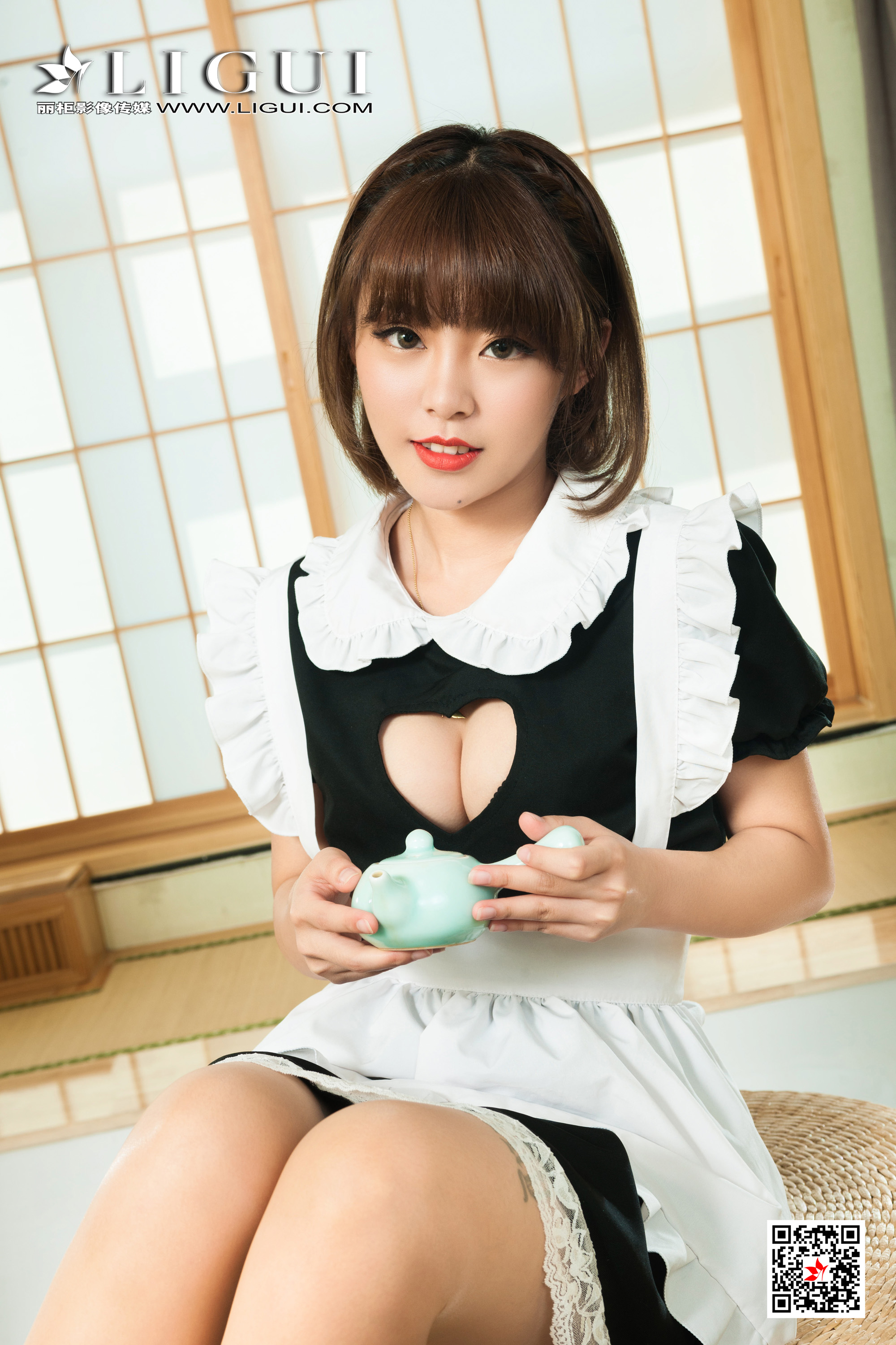 pretty lady dirty feet 190