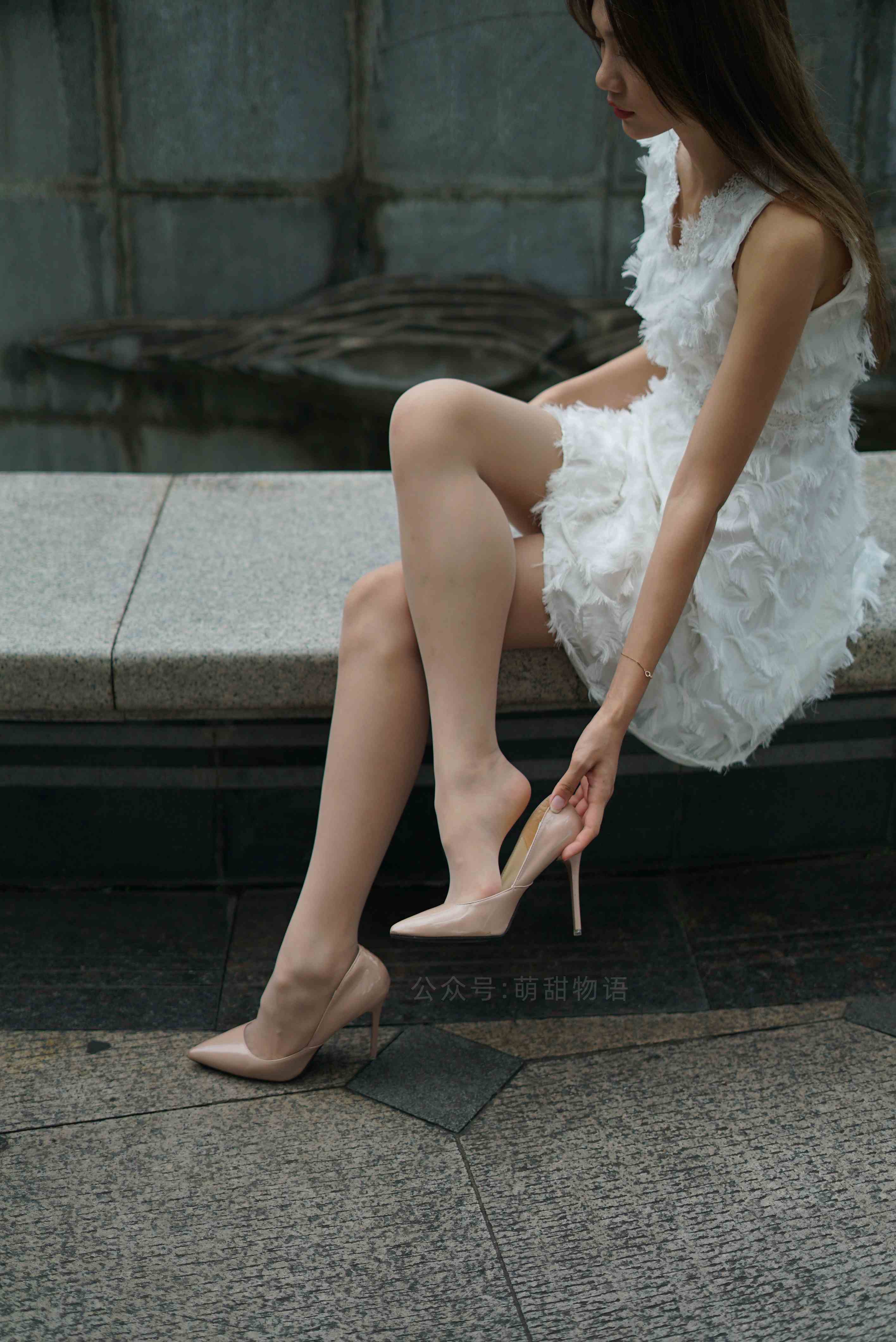 China Beauty Legs and feet 1705