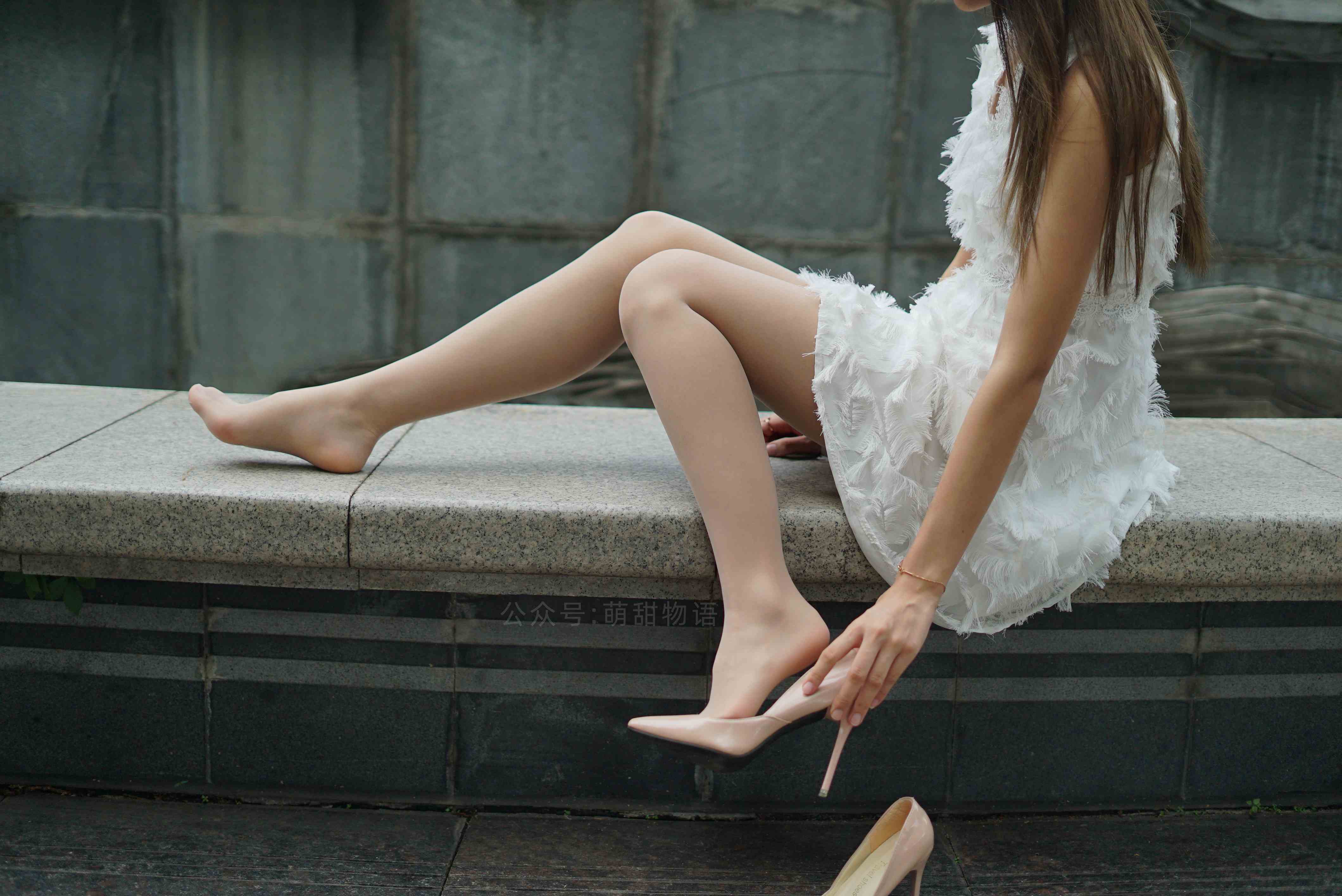 China Beauty Legs and feet 1705