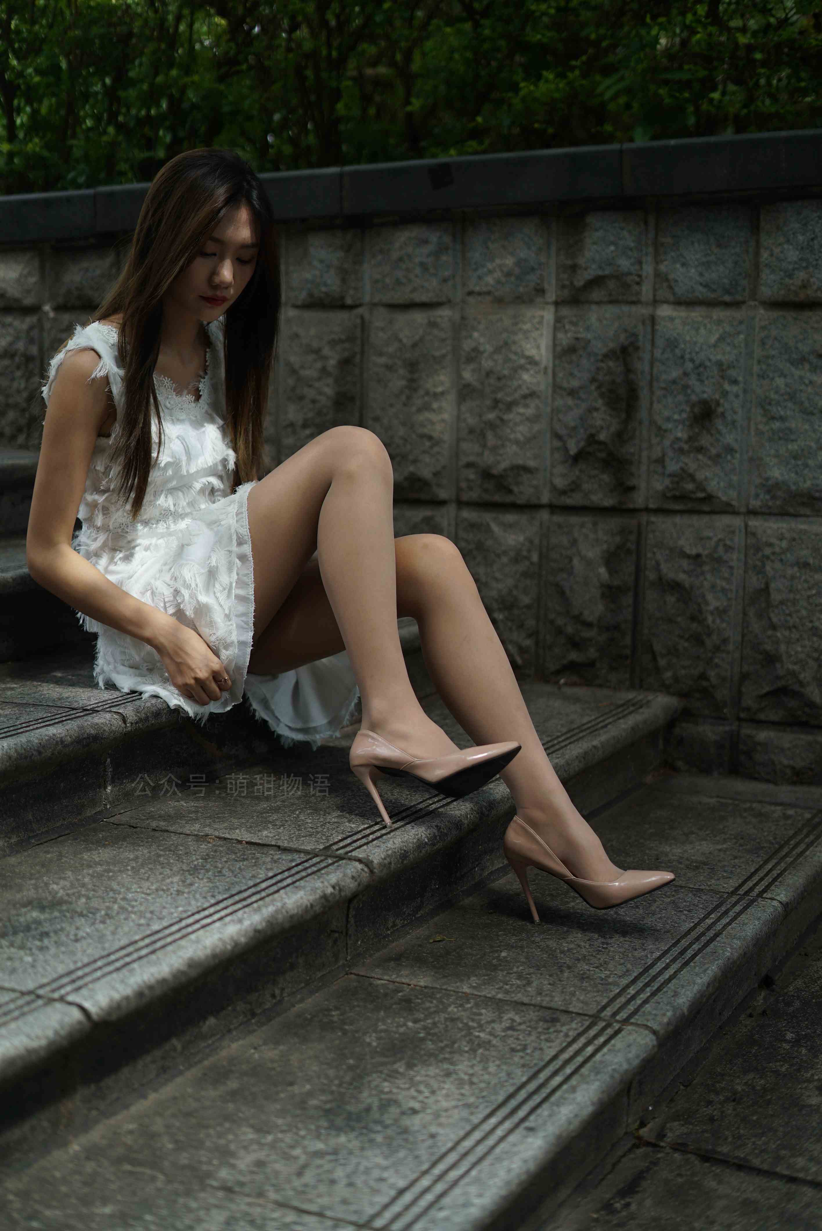 China Beauty Legs and feet 1705