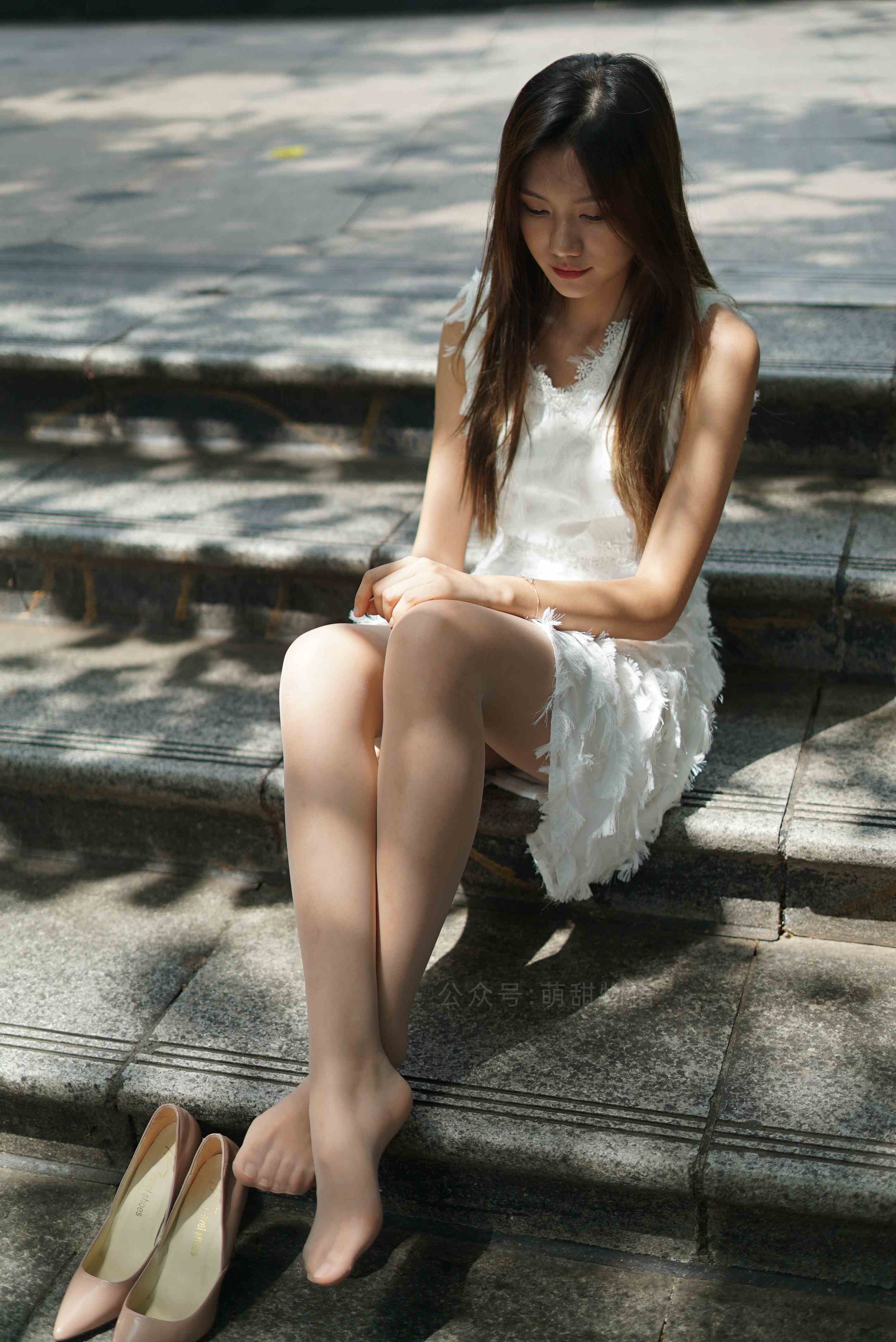 China Beauty Legs and feet 1705
