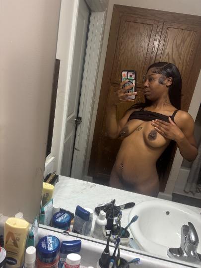Sexy horny Ebony Escorts