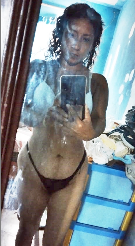 soy una Milf caliente y borracha