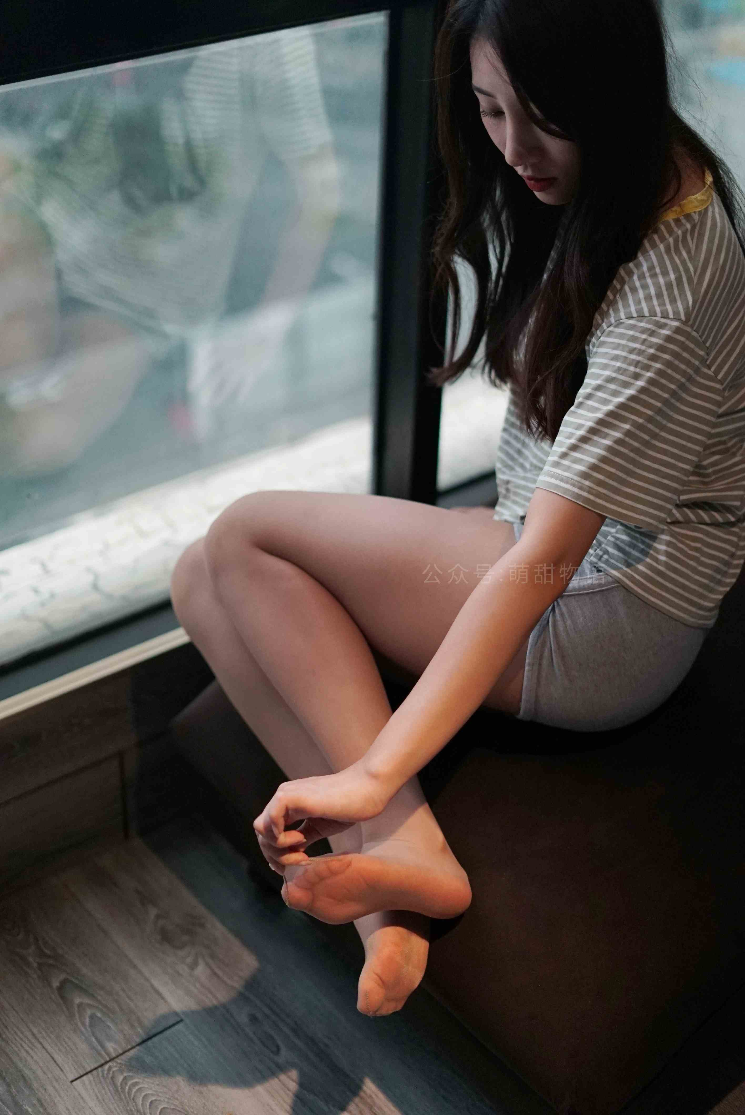 China Beauty Legs and feet 1713