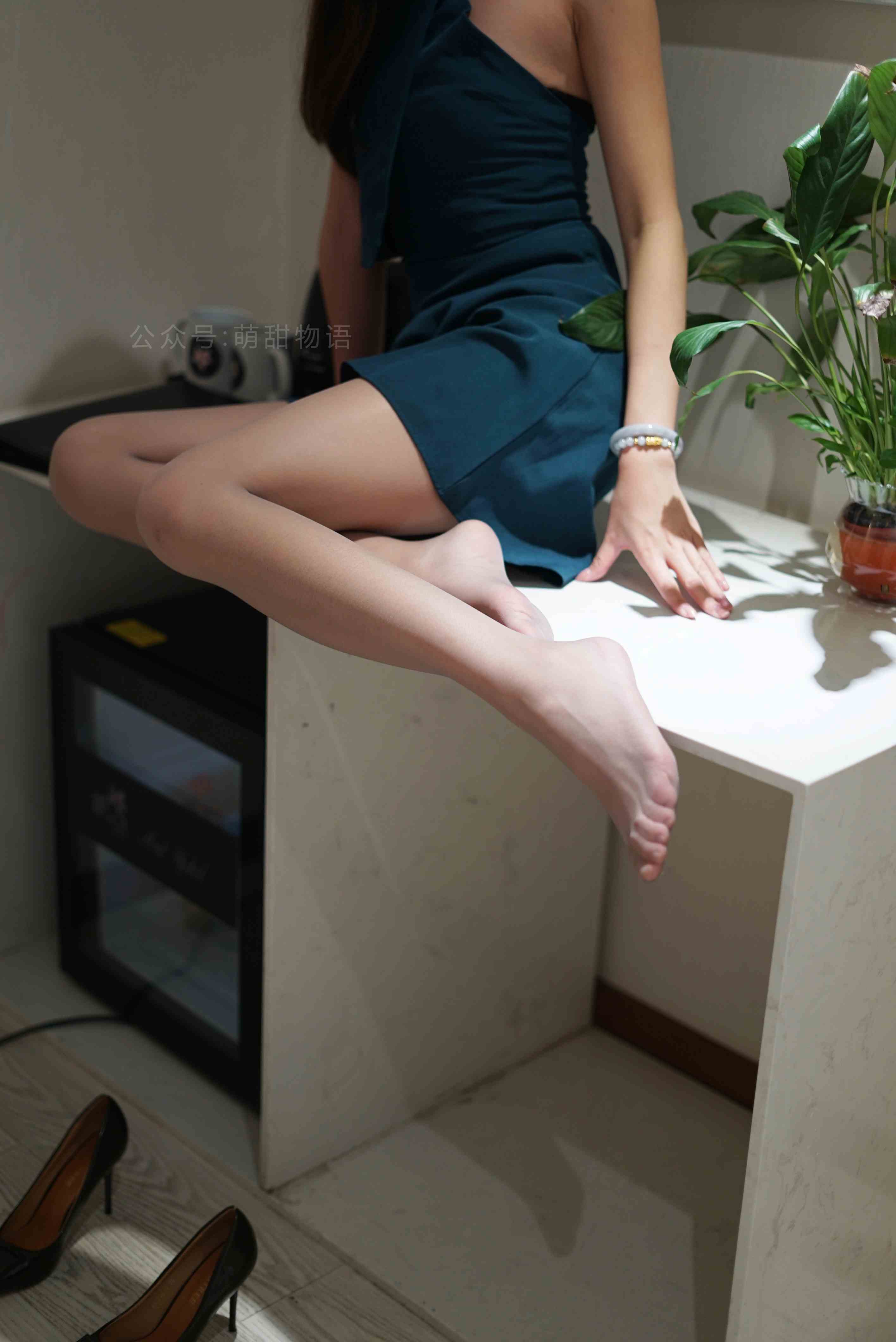 China Beauty Legs and feet 1714