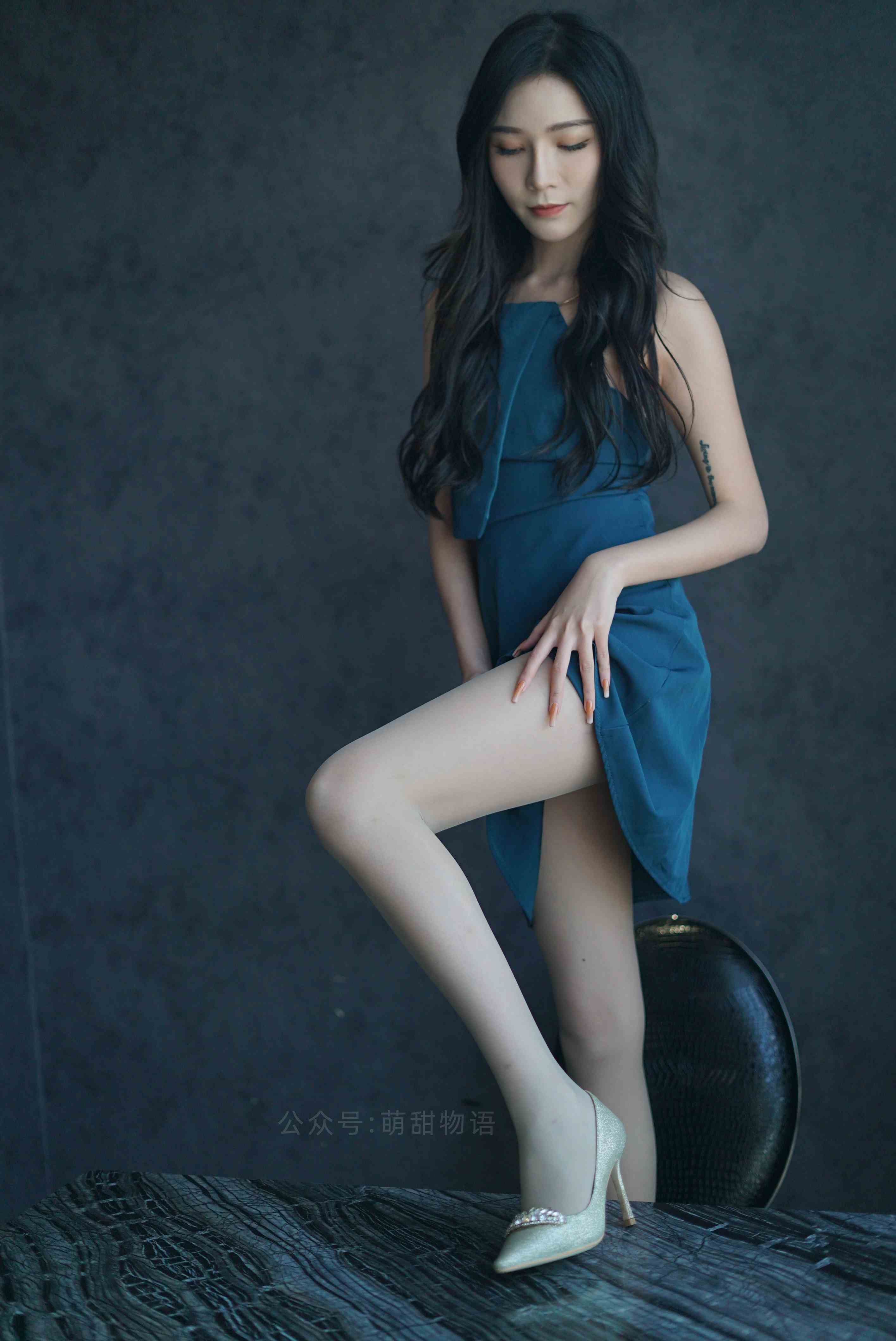 China Beauty Legs and feet 1715