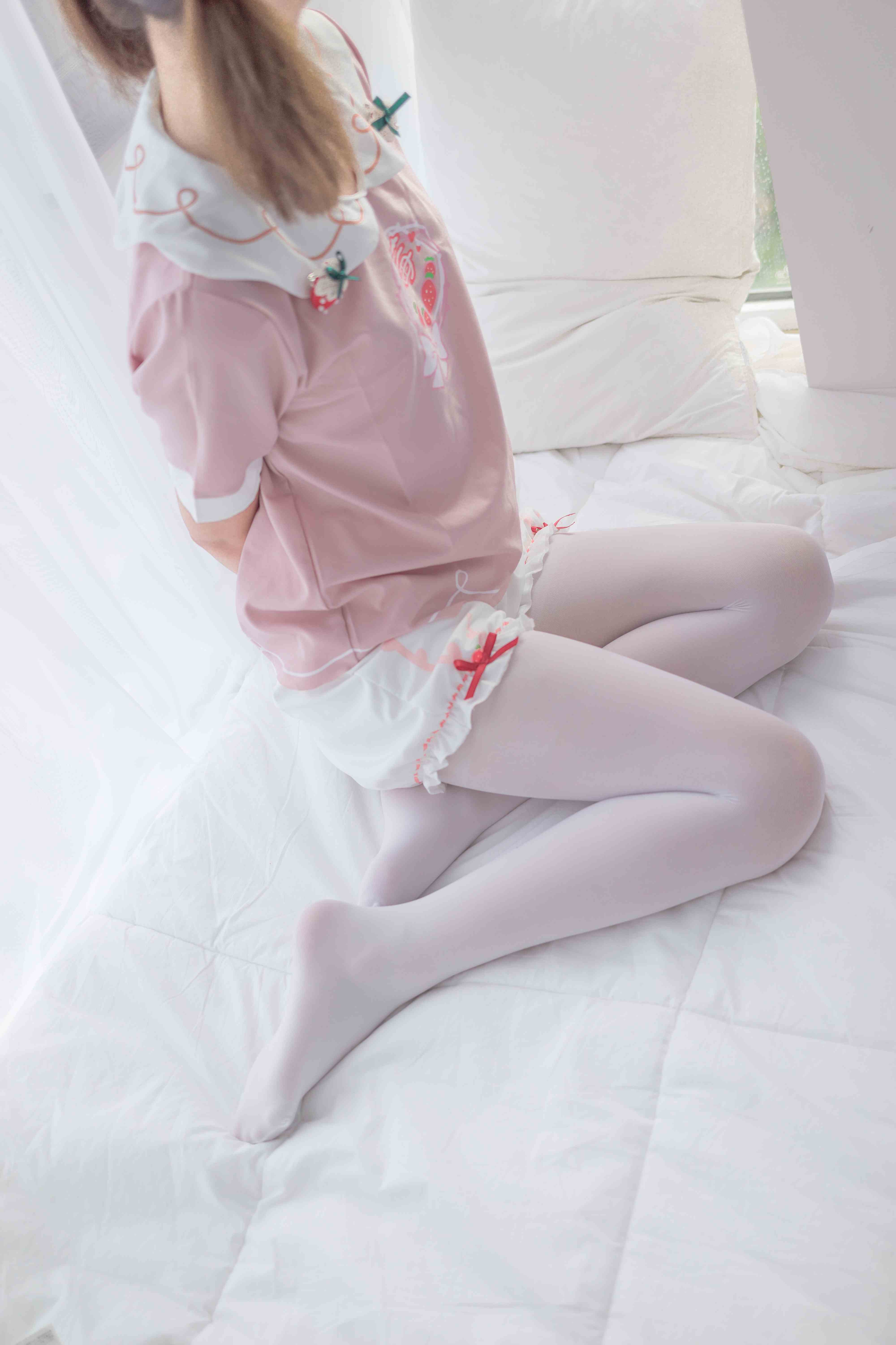 China Beauty Legs and feet 1717