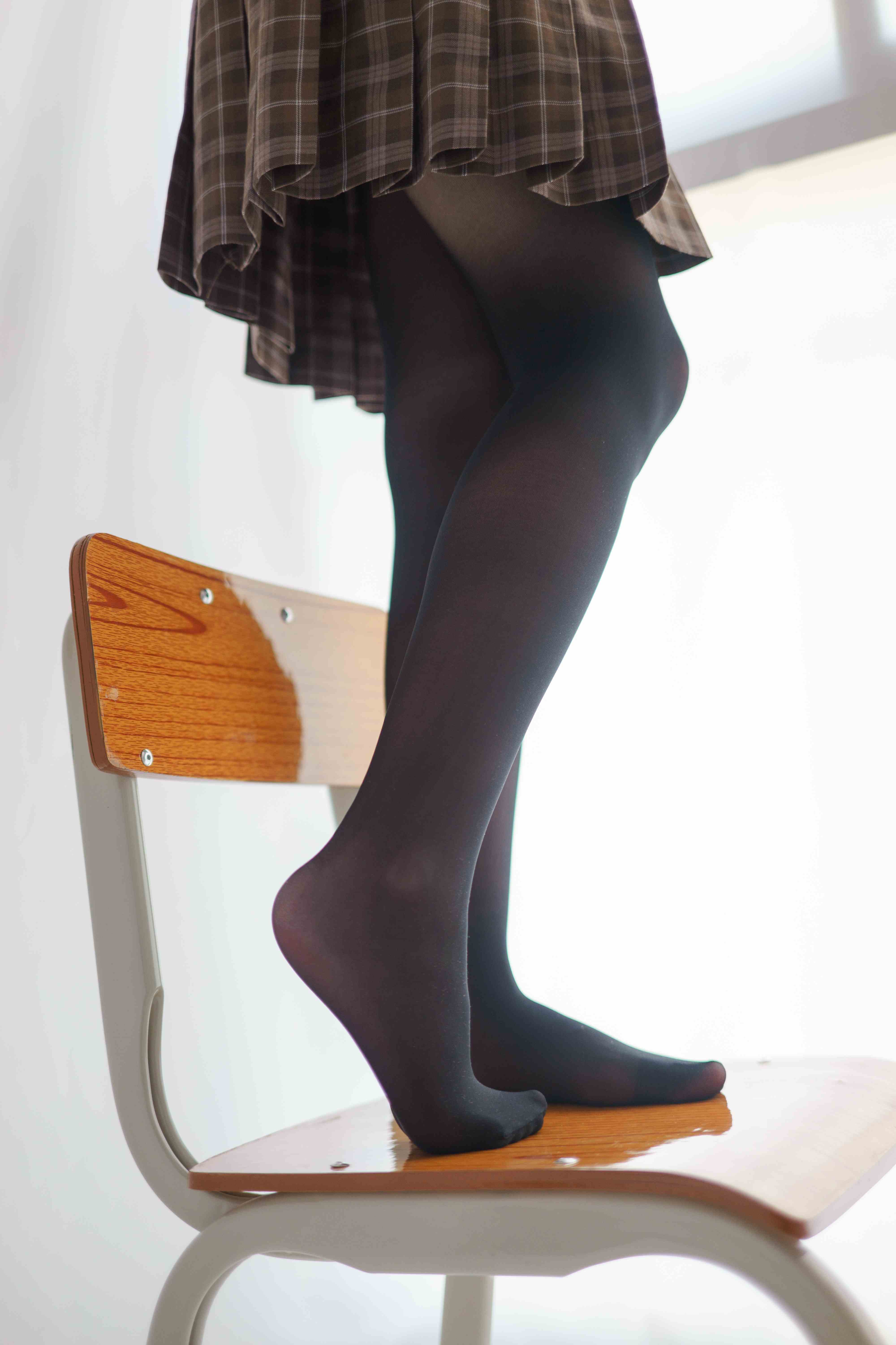 China Beauty Legs and feet 1720