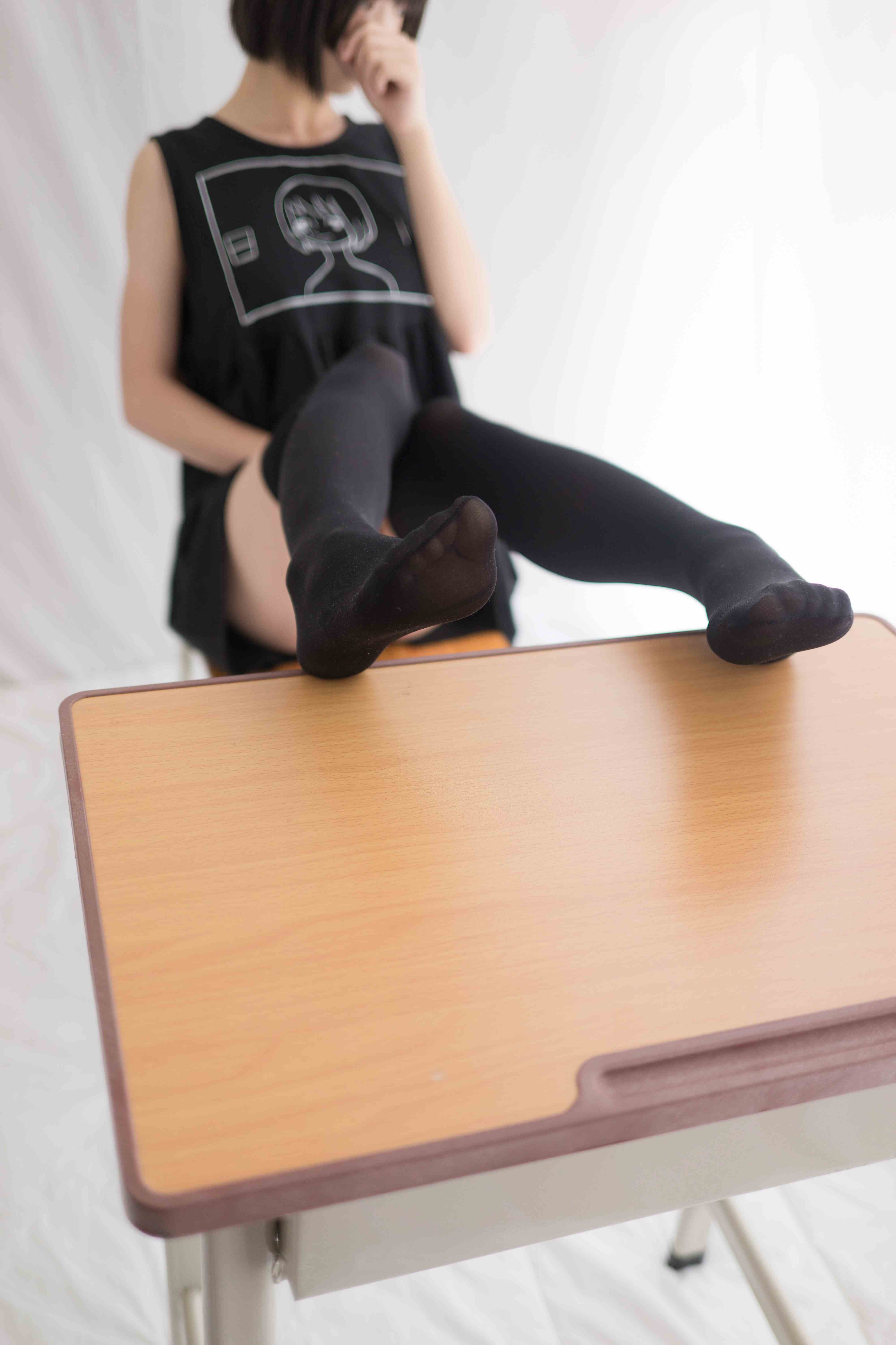 China Beauty Legs and feet 1722