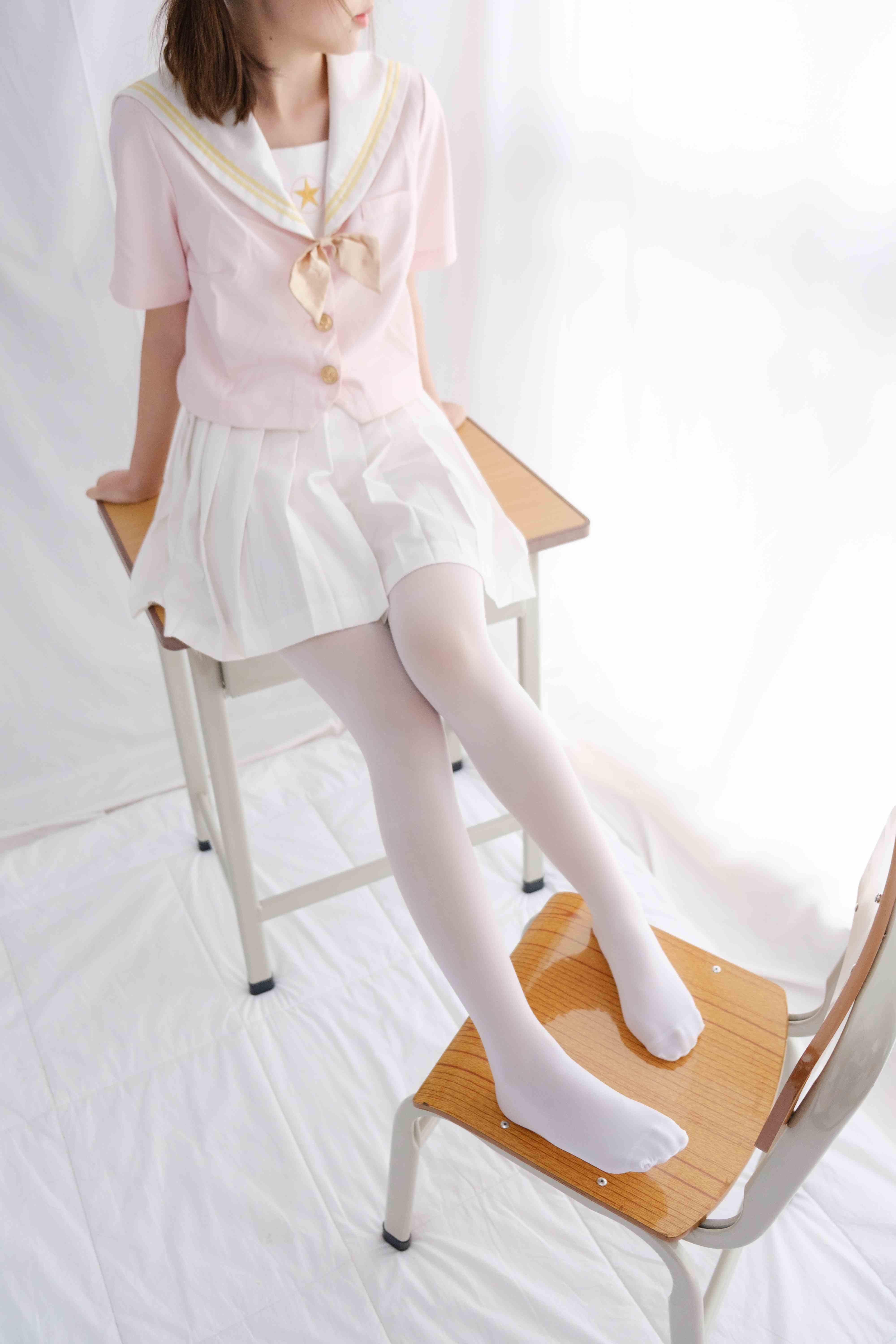 China Beauty Legs and feet 1723