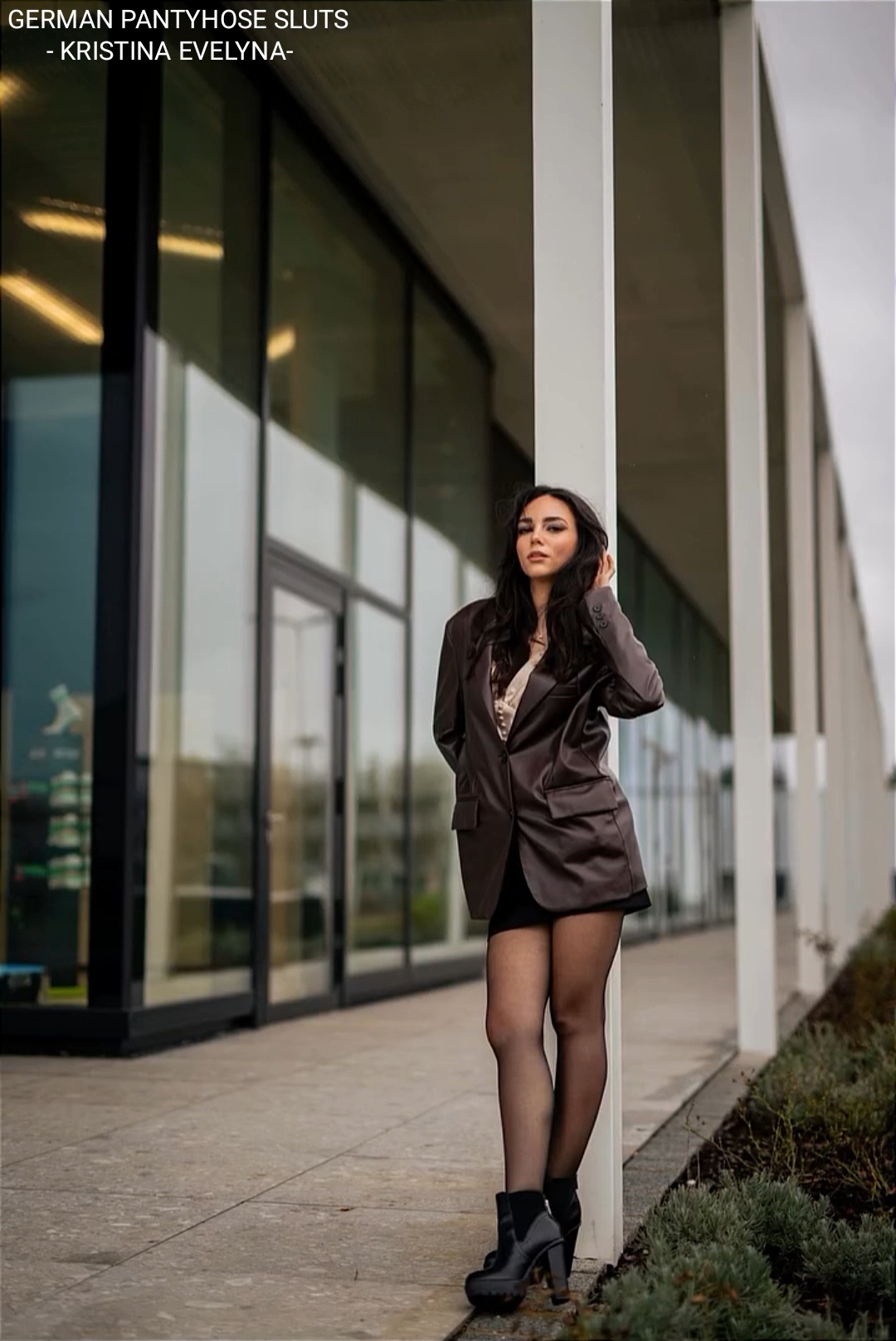 German pantyhose slut Kristina Evelyna