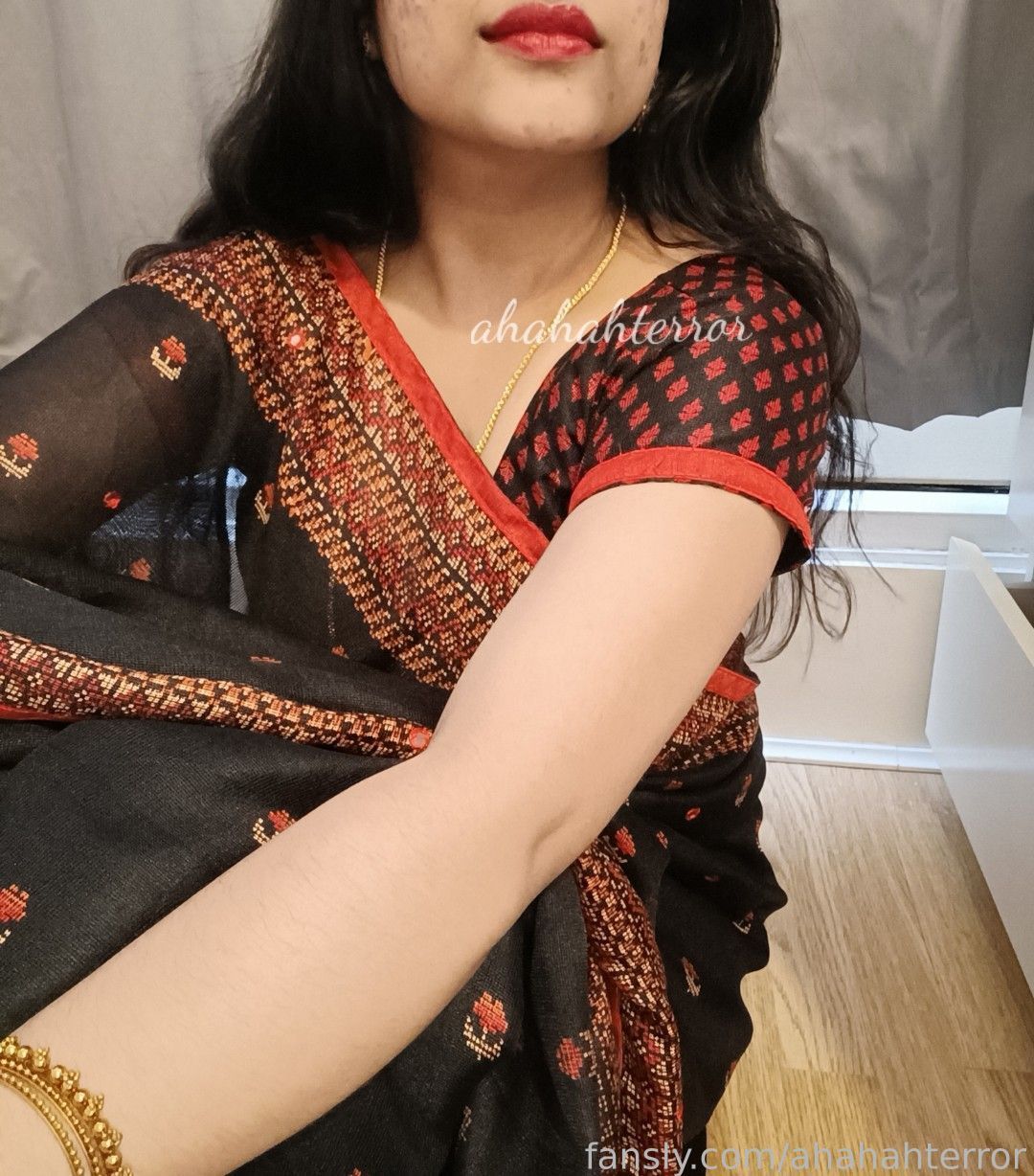 Indian unsatisfied aunty in black saree