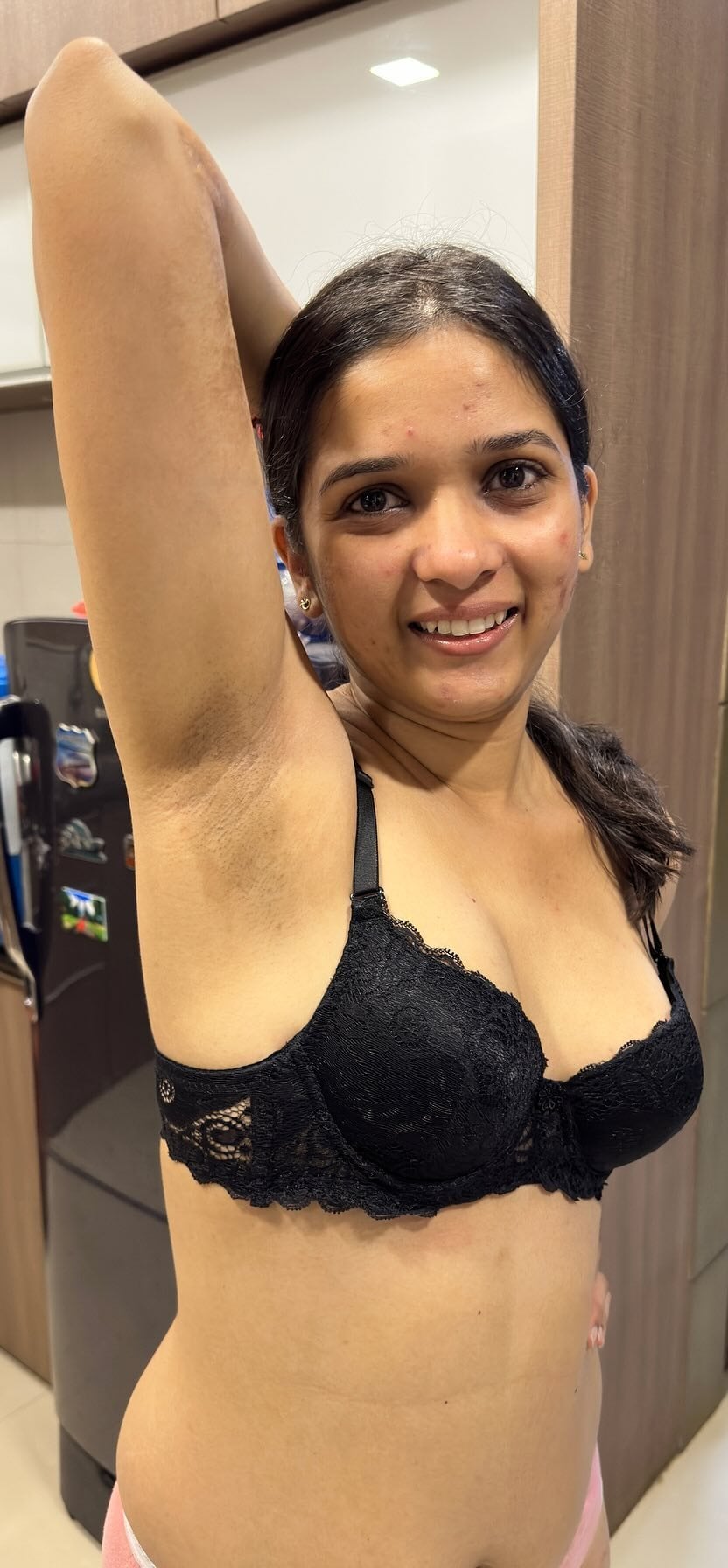 Smelly sexy underarms of hot babes