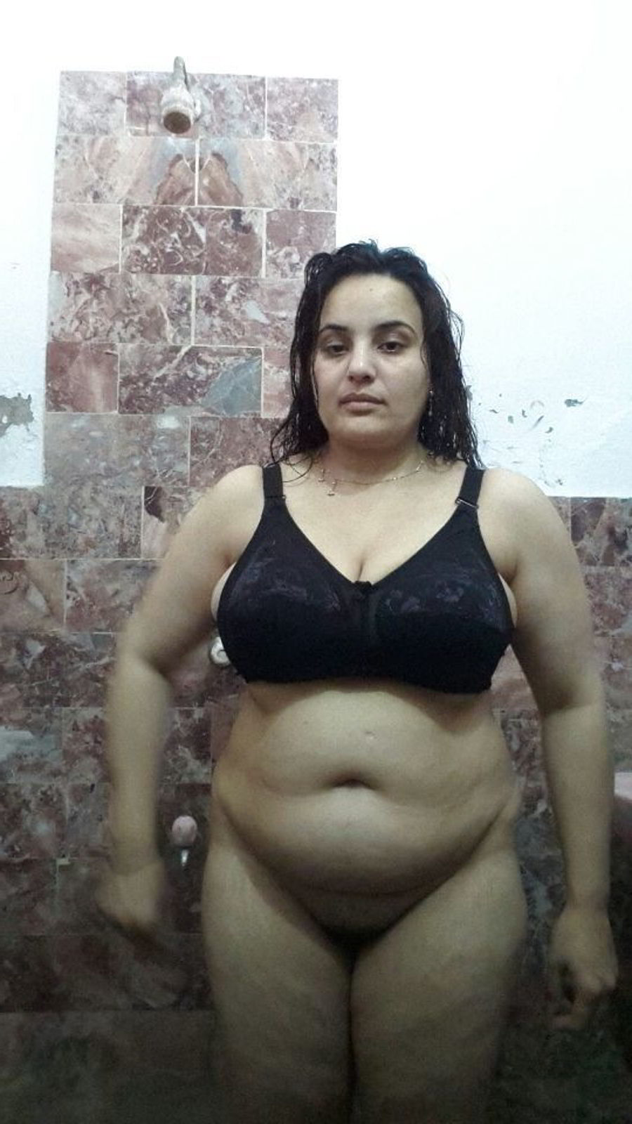 Bhabhi bathroom photoshoot