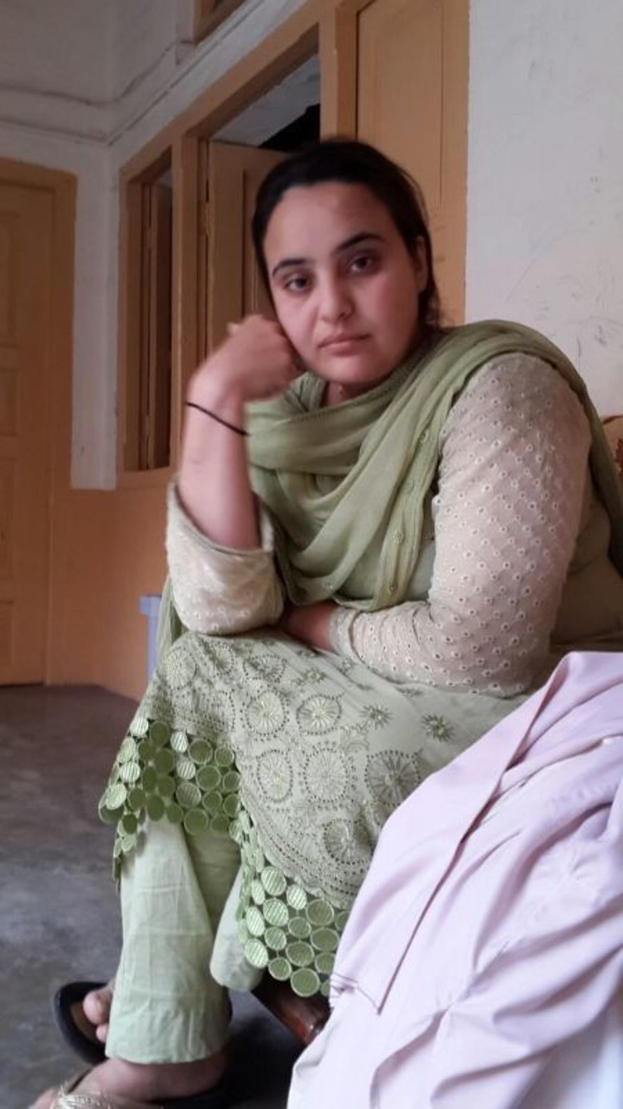 Unsatisfied big boobs bhabhi