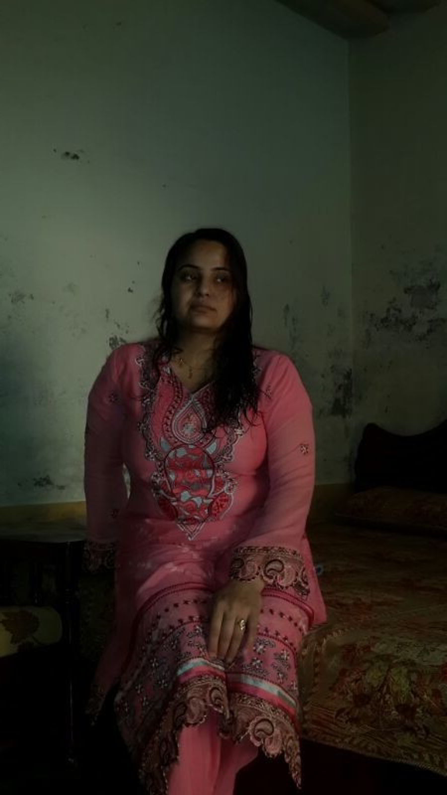 Pinky cute booby bhabhi