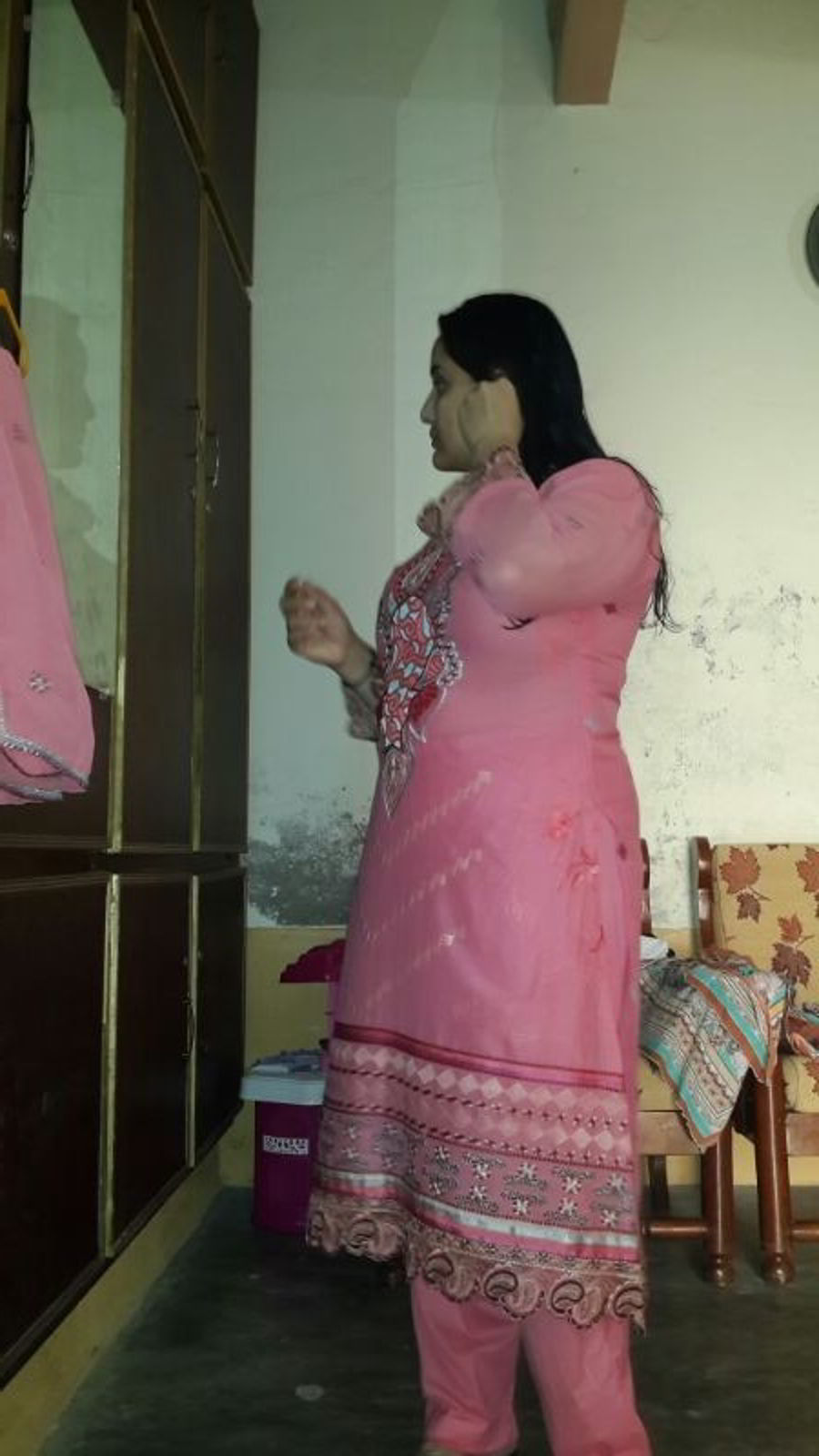 Pinky cute booby bhabhi